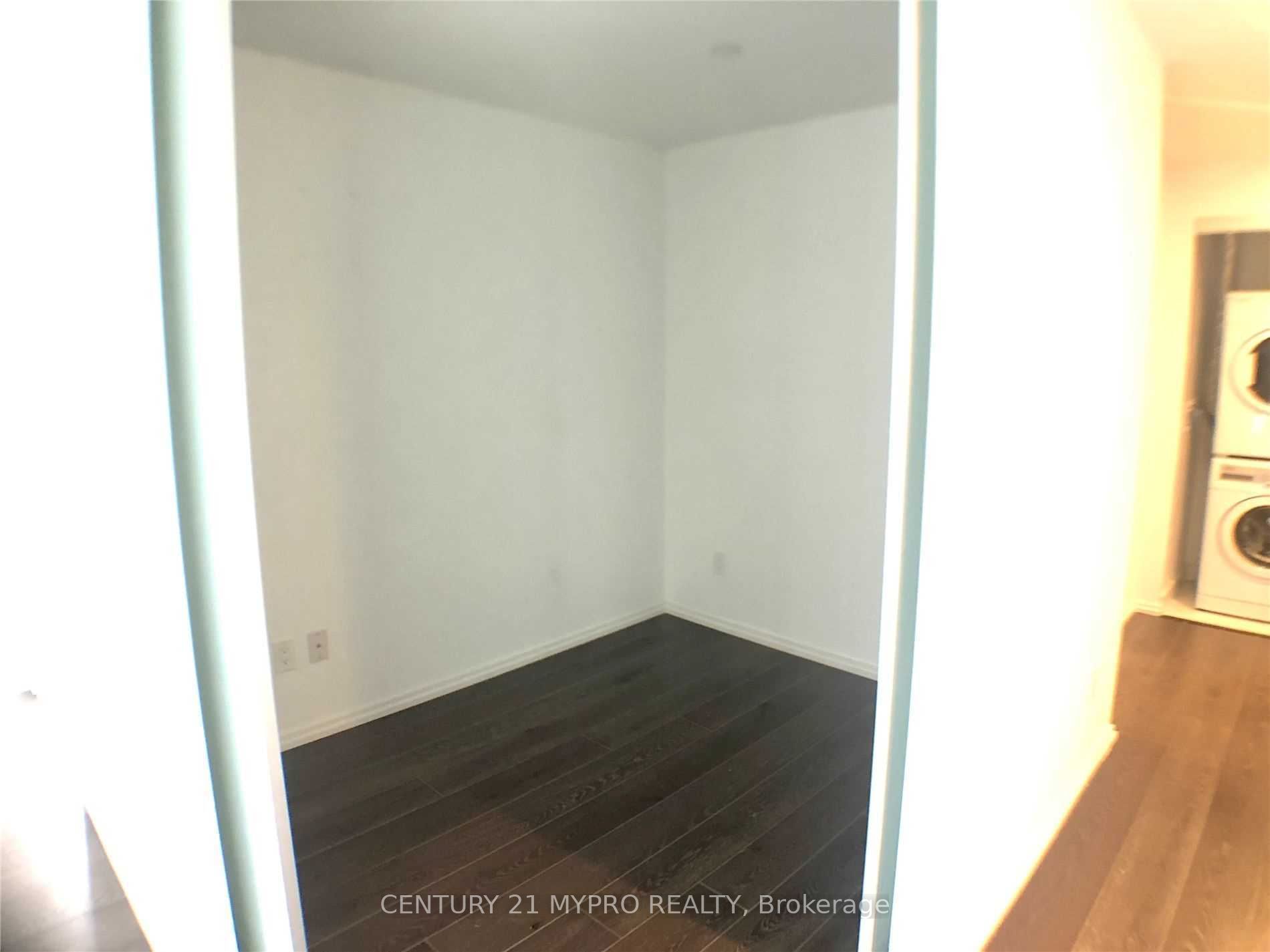 68 Shuter Street 2208, Toronto, ON M5B 0B4 photo 4