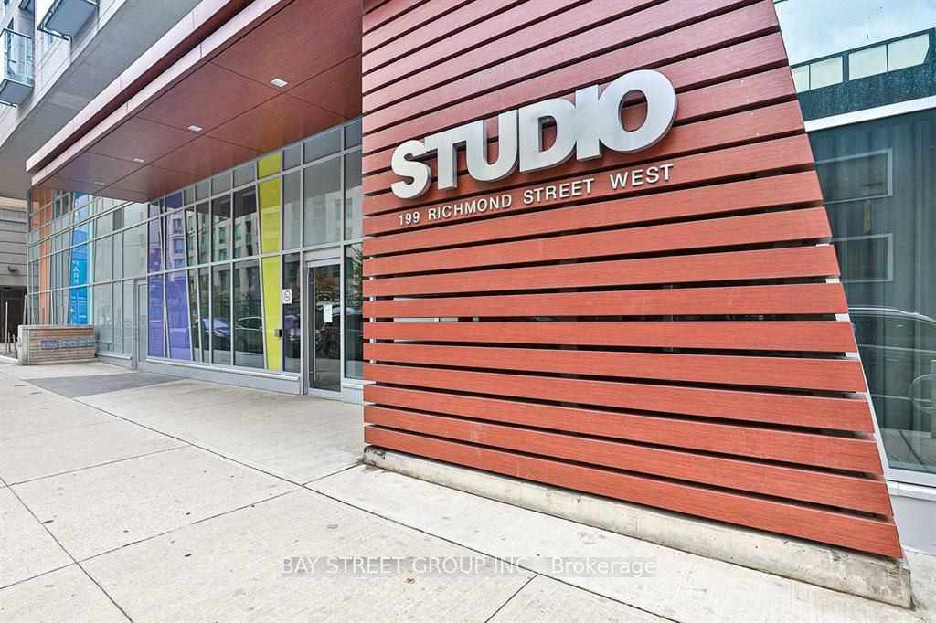 199 Richmond Street W 203, Toronto, ON M5V 0H4 photo 3