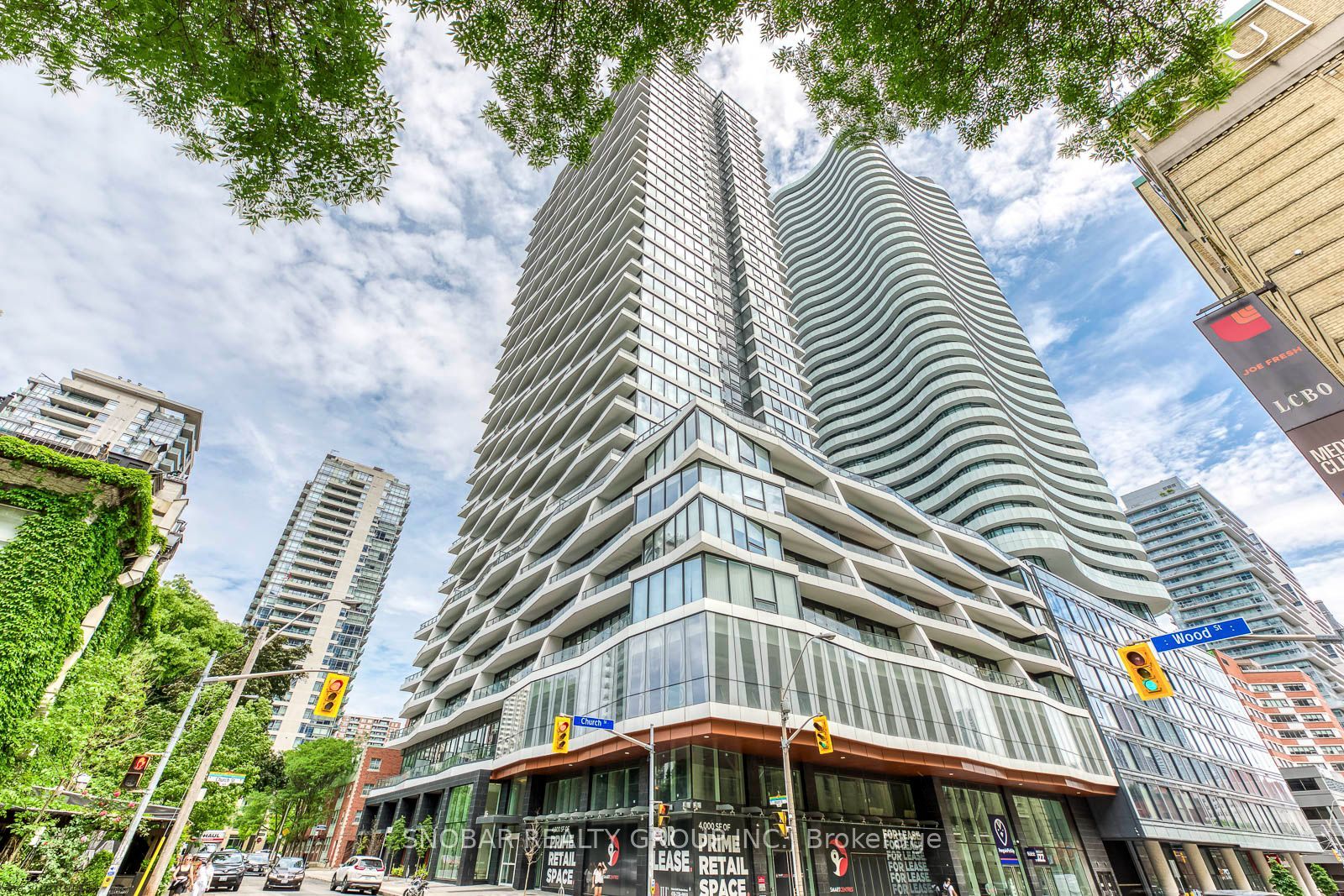 85 Wood Street 1006, Toronto, ON M4Y 0E8