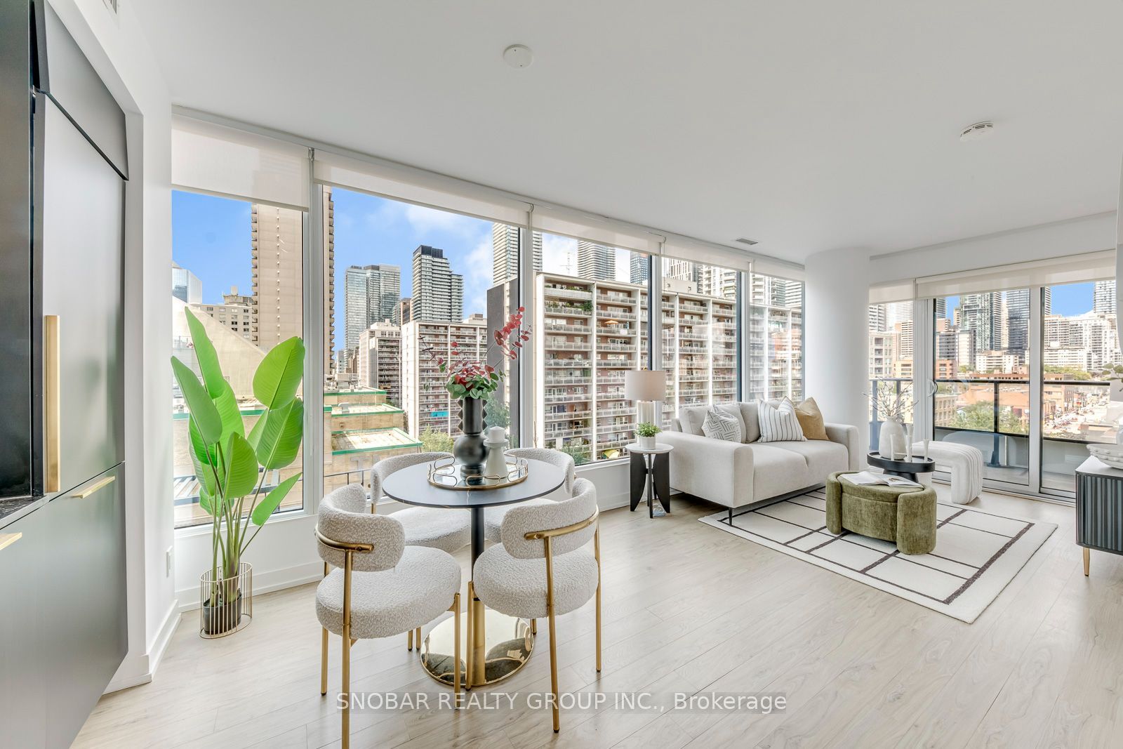 85 Wood Street 1006, Toronto, ON M4Y 0E8 photo 5