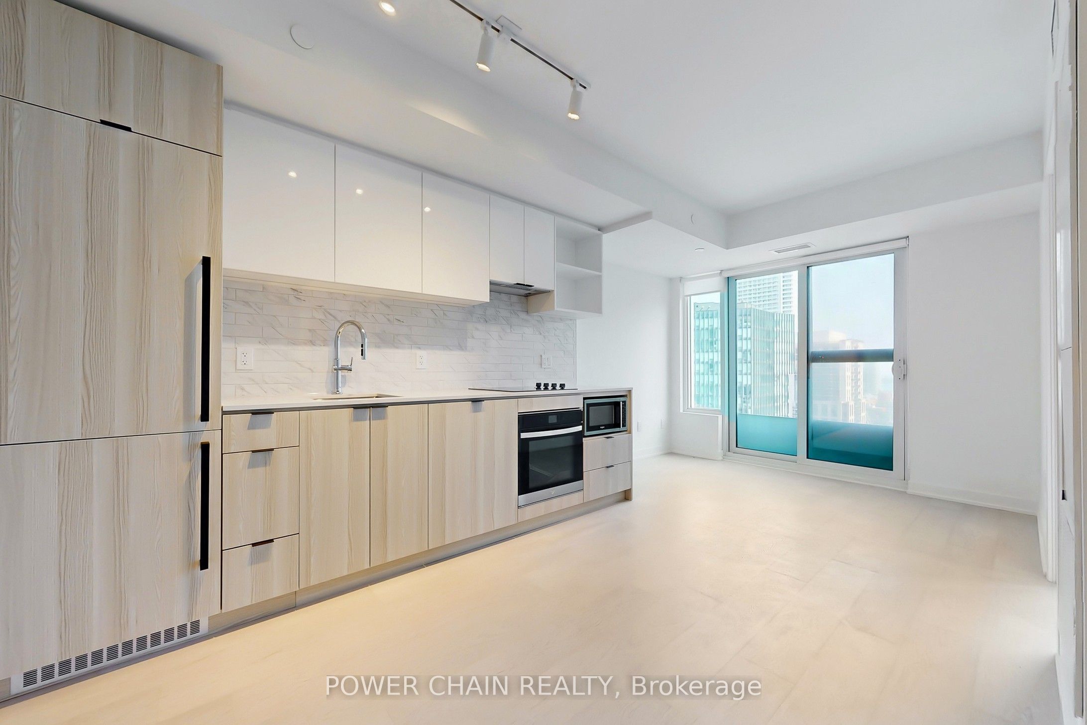 252 Church Street PH09, Toronto, ON M5B 0E6 photo 3
