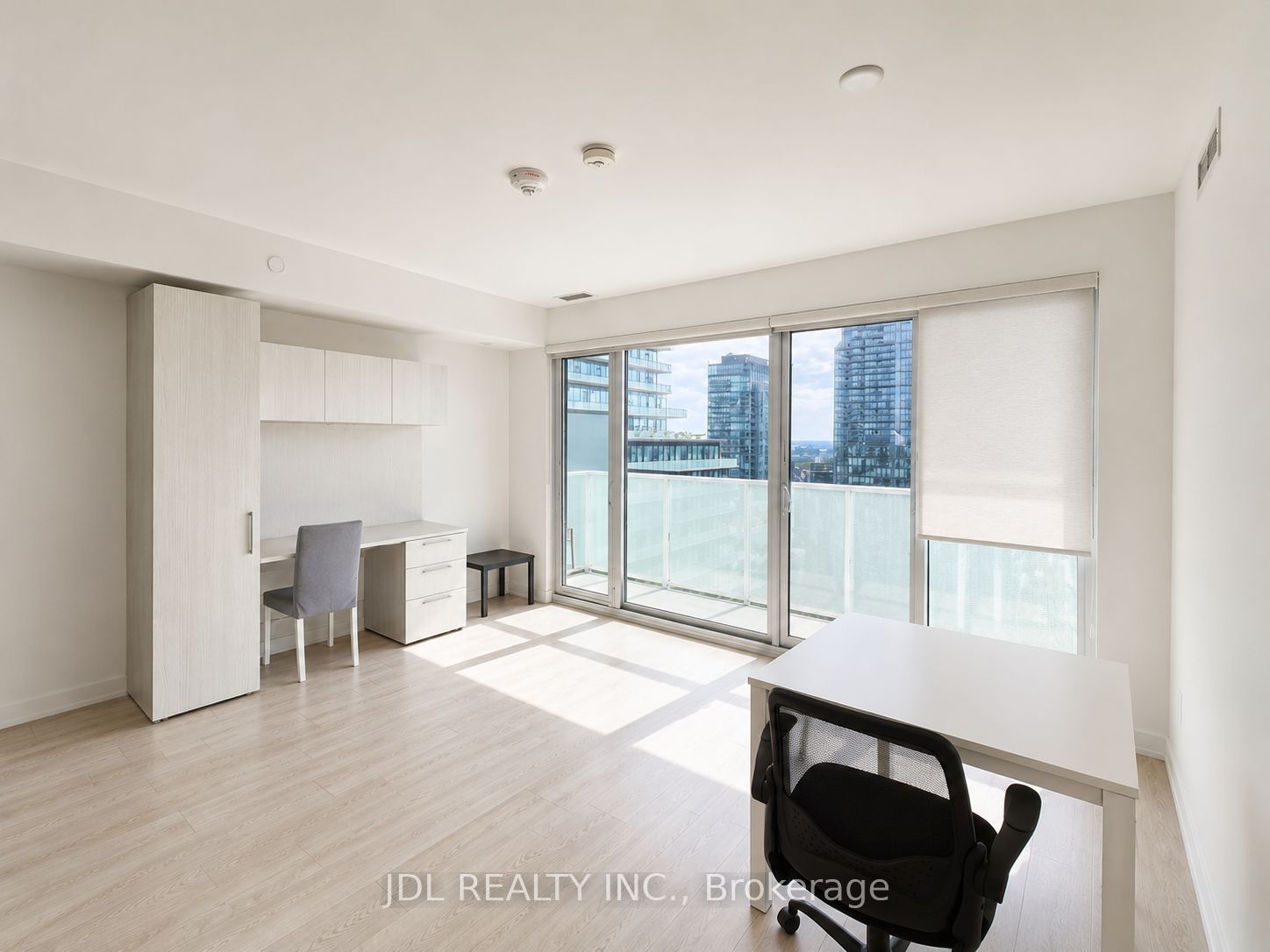 501 Yonge Street 3502, Toronto, ON M4Y 0G8 photo 2