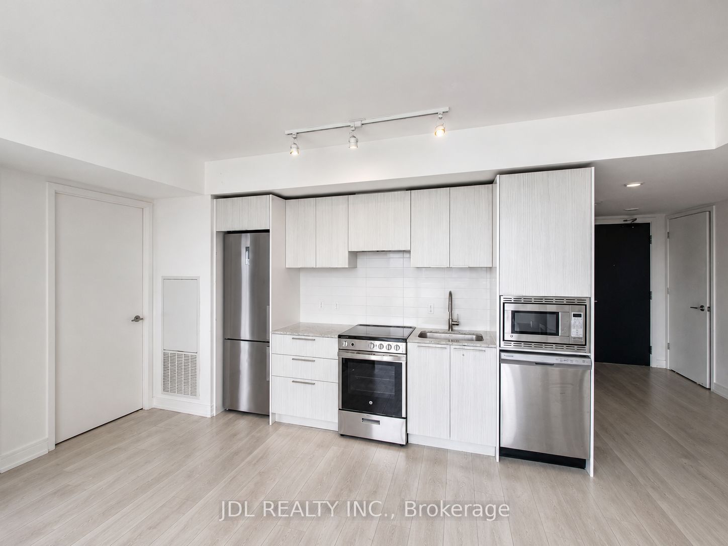 501 Yonge Street 3502, Toronto, ON M4Y 0G8 photo 4