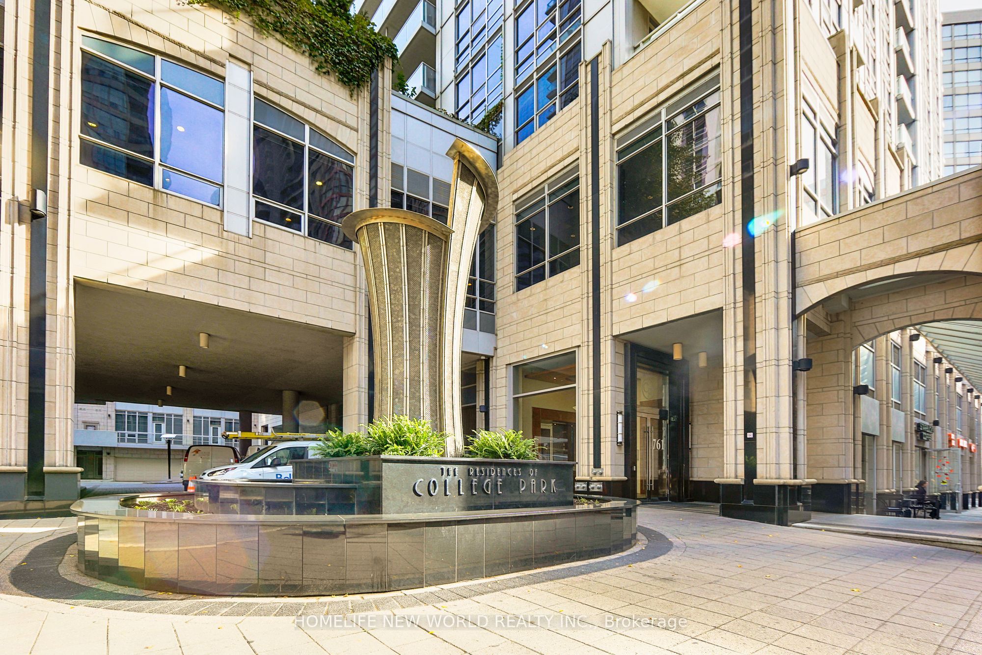 761 Bay Street 3201, Toronto, ON M5G 2R2 photo 5