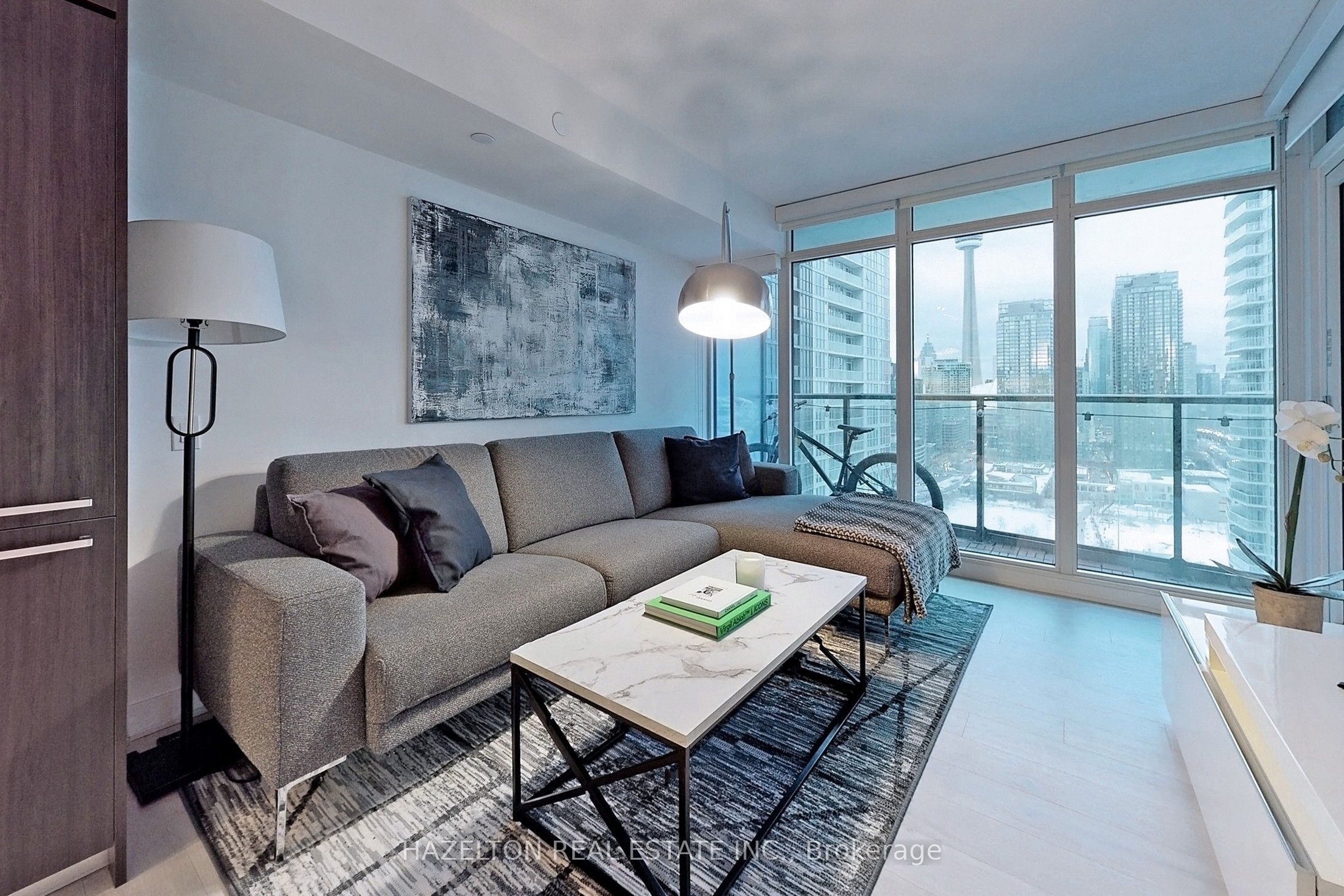 70 Queens Wharf Road 2510, Toronto, ON M5V 0J2 photo 3