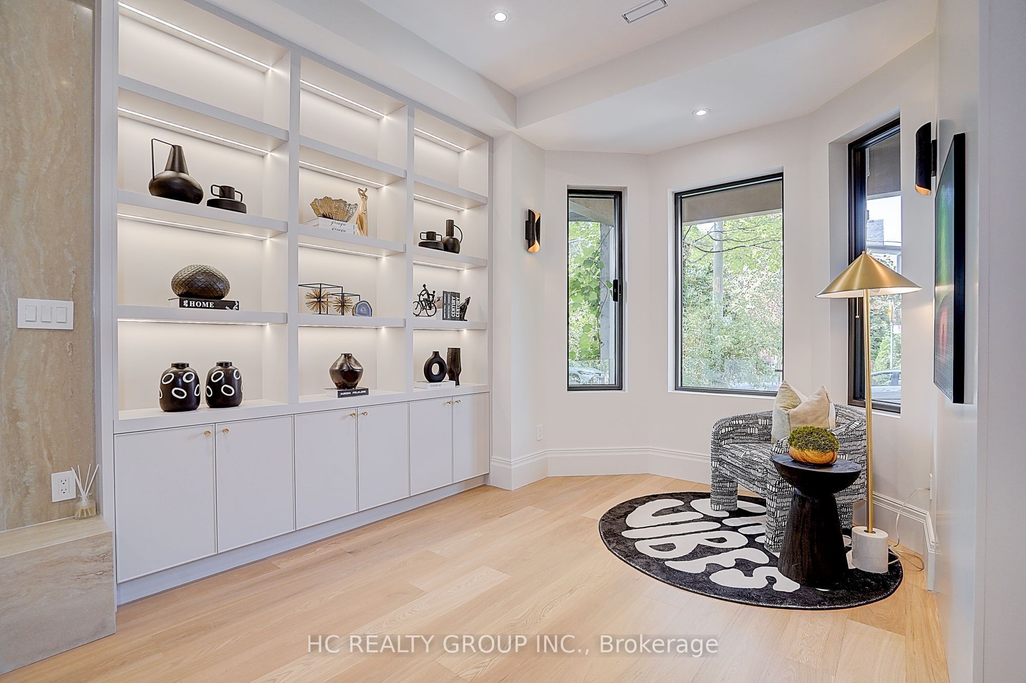 385 Manning Avenue, Toronto, ON M6G 2V6 photo 5