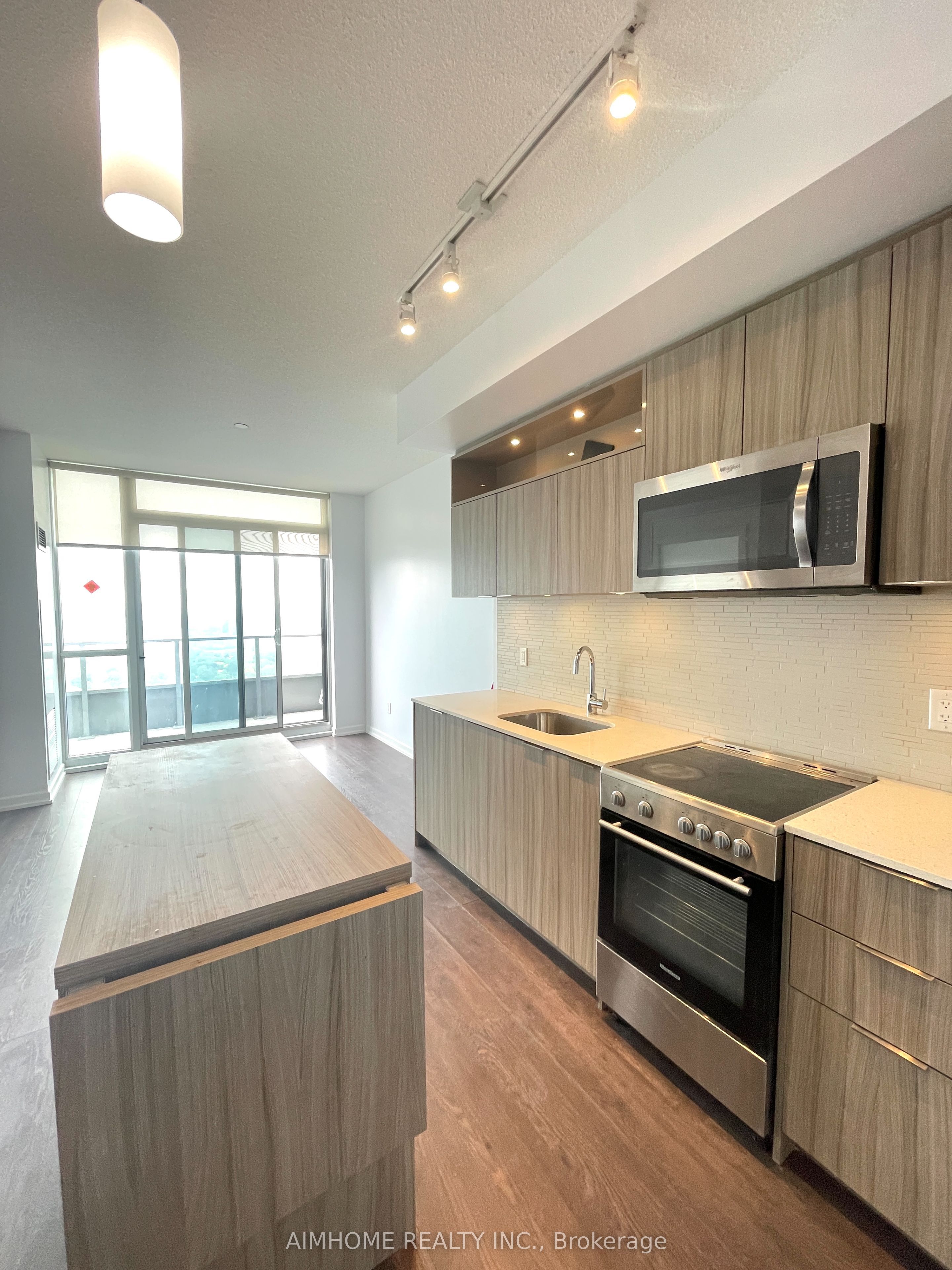 50 Forest Manor Road 2403, Toronto, ON M2J 0E3 photo 4
