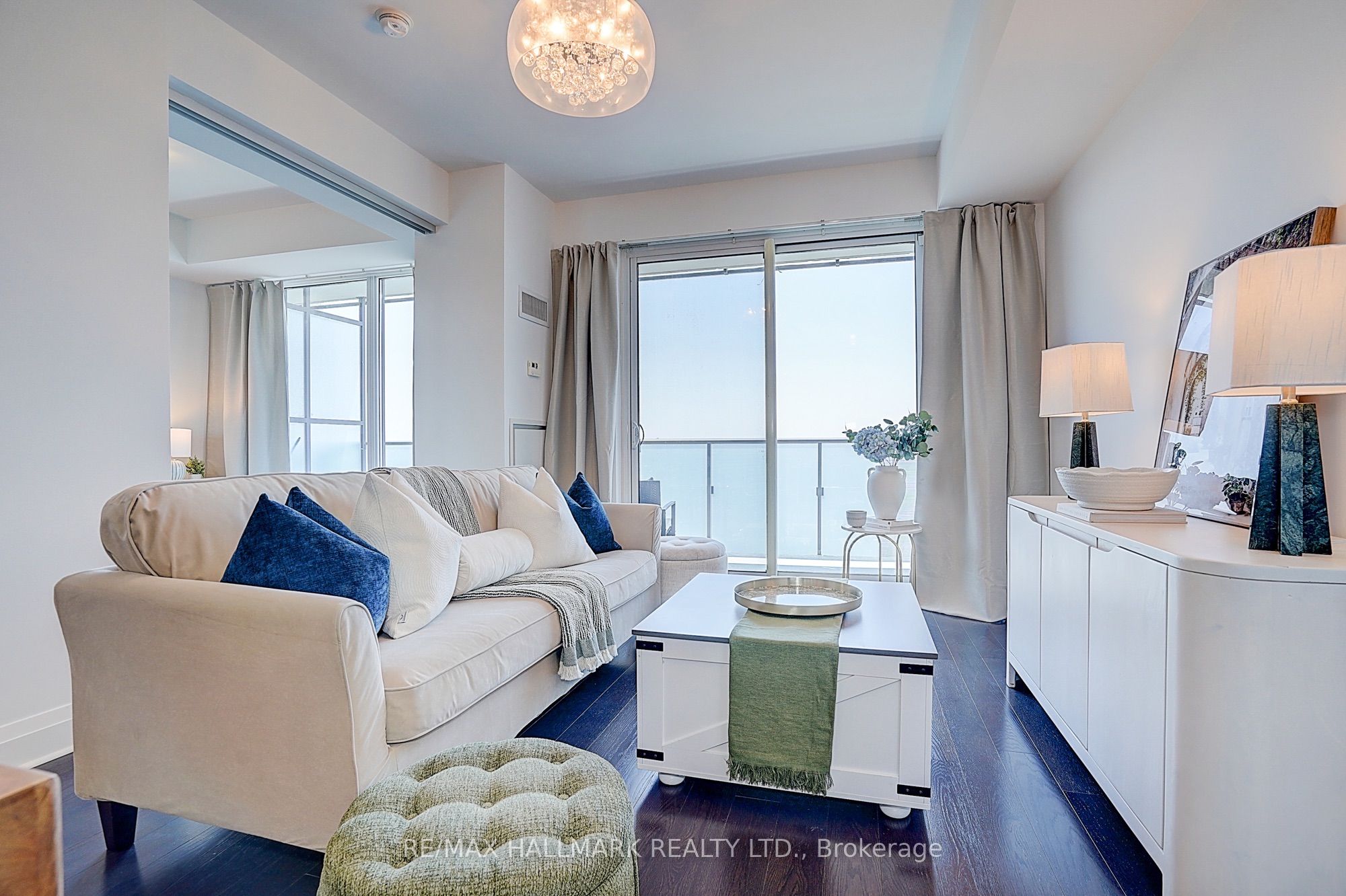 65 St Mary Street 2906, Toronto, ON M5S 0A6 photo 4