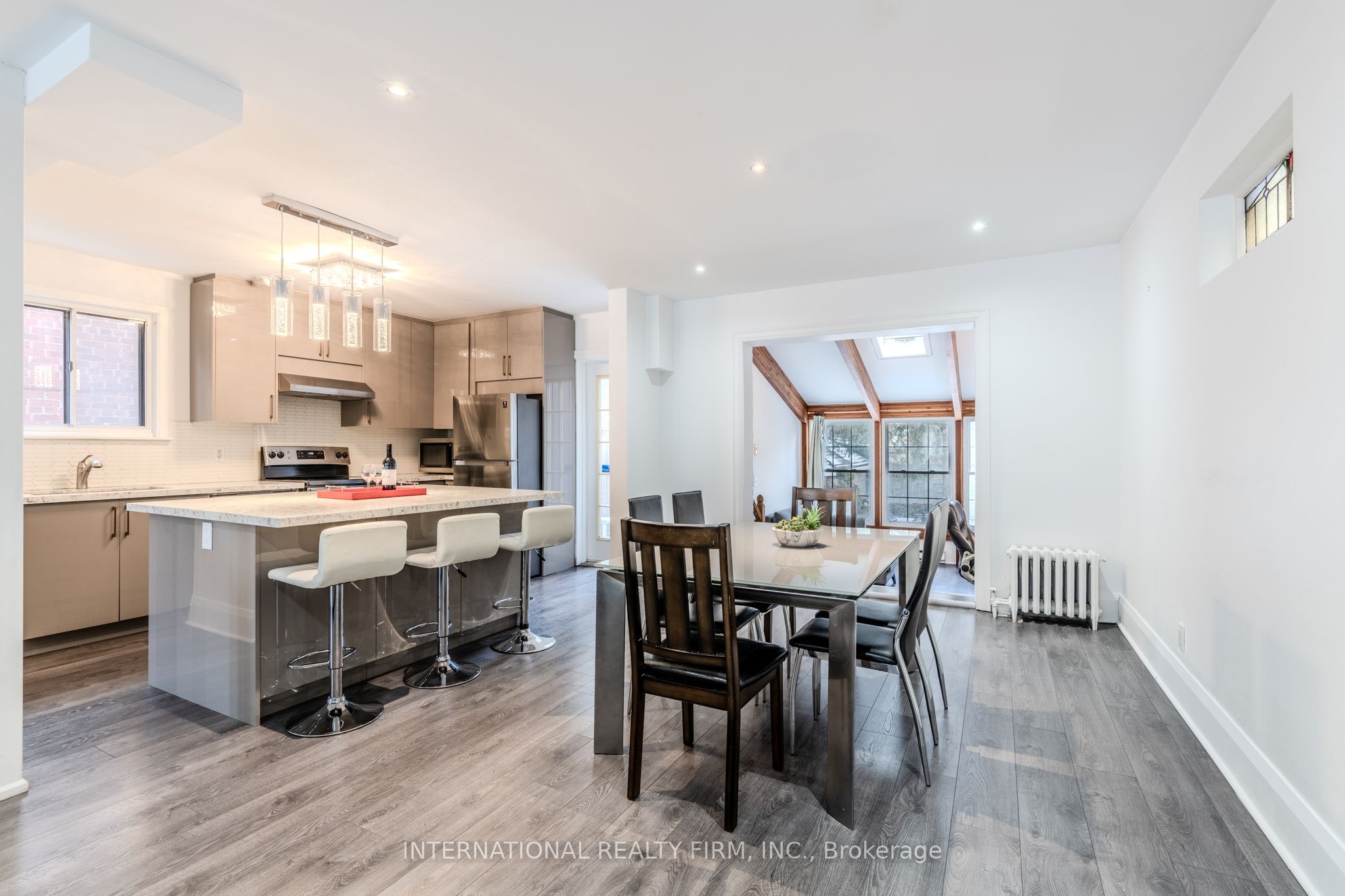 47 Maxwell Avenue, Toronto, ON M5P 2B4 photo 4