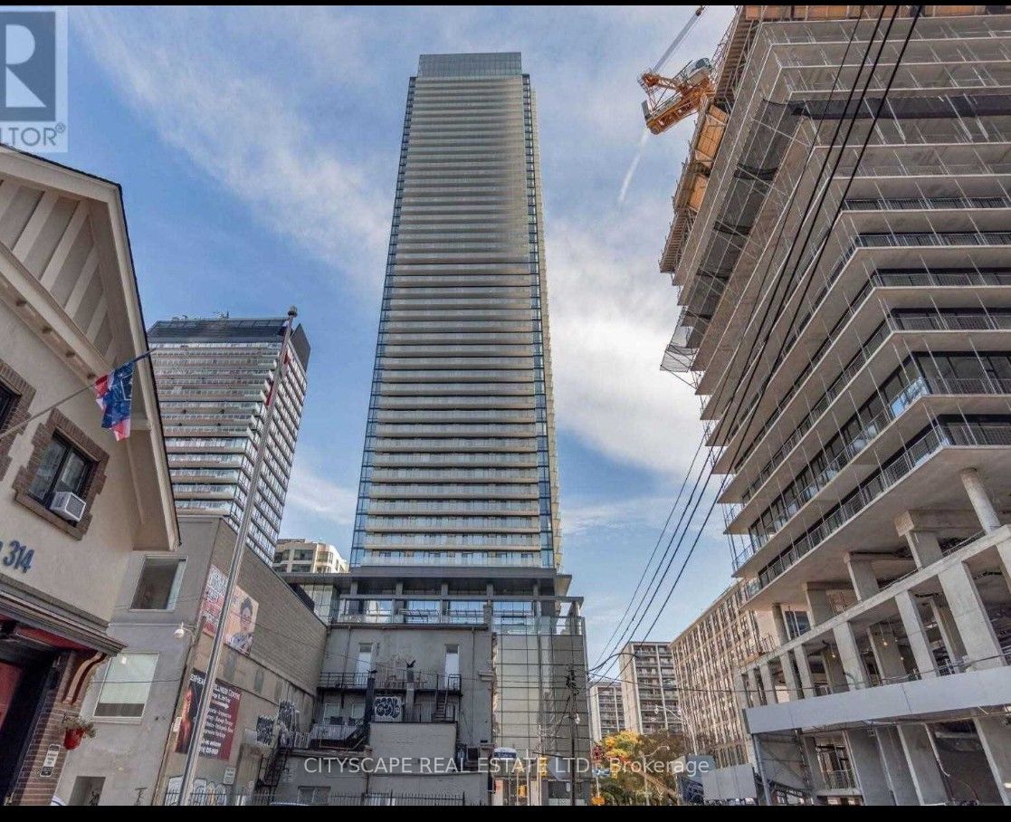 501 Yonge Street 4206, Toronto, ON M4Y 1Y4 photo 2
