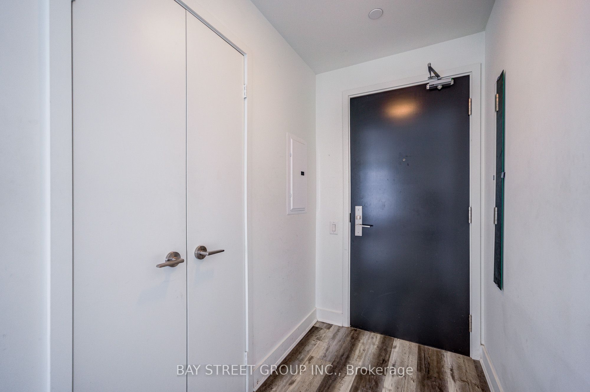 290 Adelaide Street W 1804, Toronto, ON M5V 1P6 photo 5