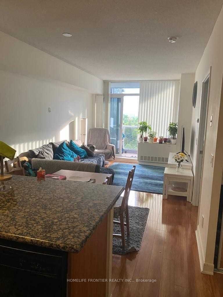 4978 Yonge Street 1507, Toronto, ON M2N 5N7 photo 2