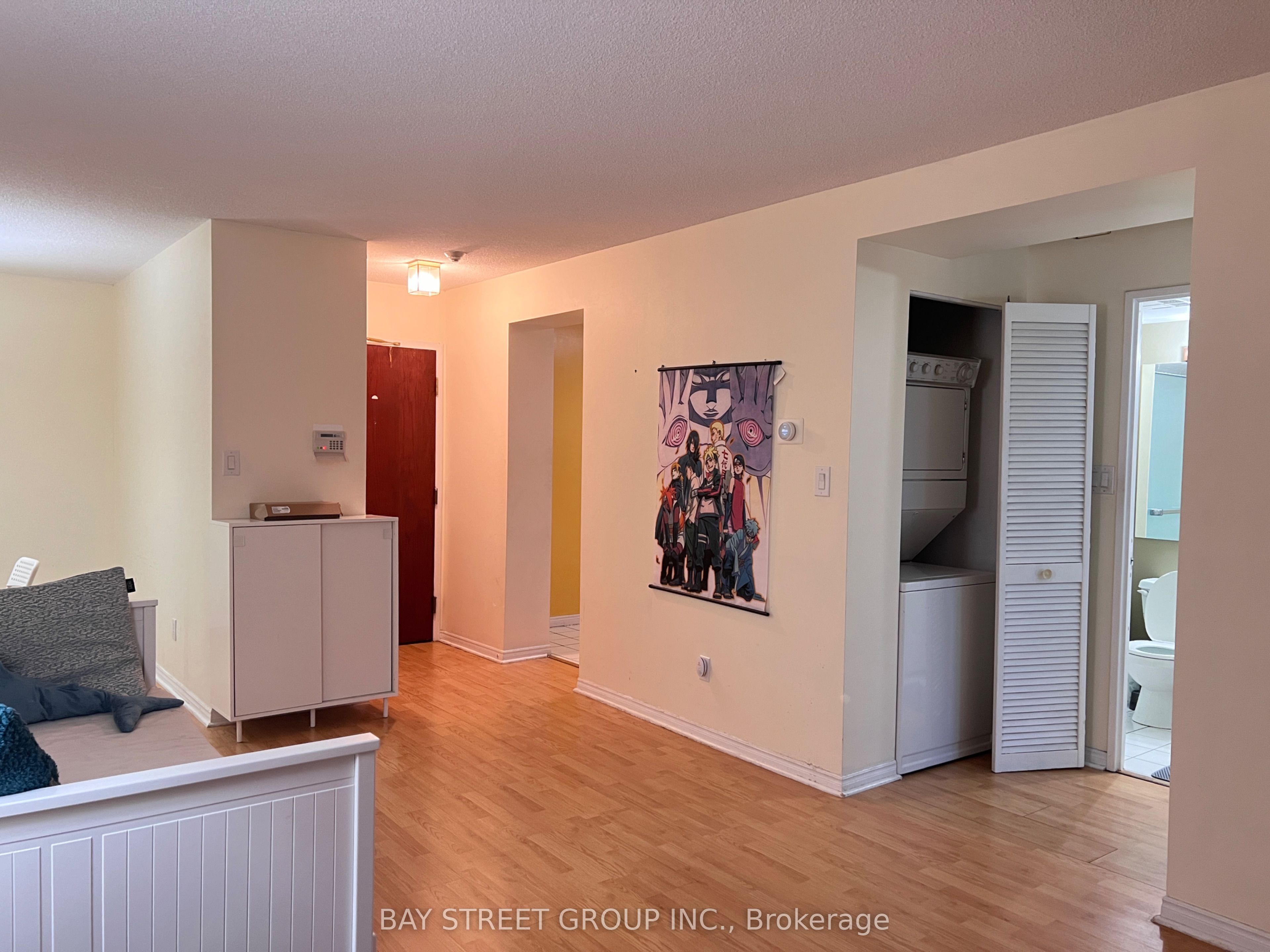 35 Empress Avenue 303, Toronto, ON M2N 6T3 photo 4