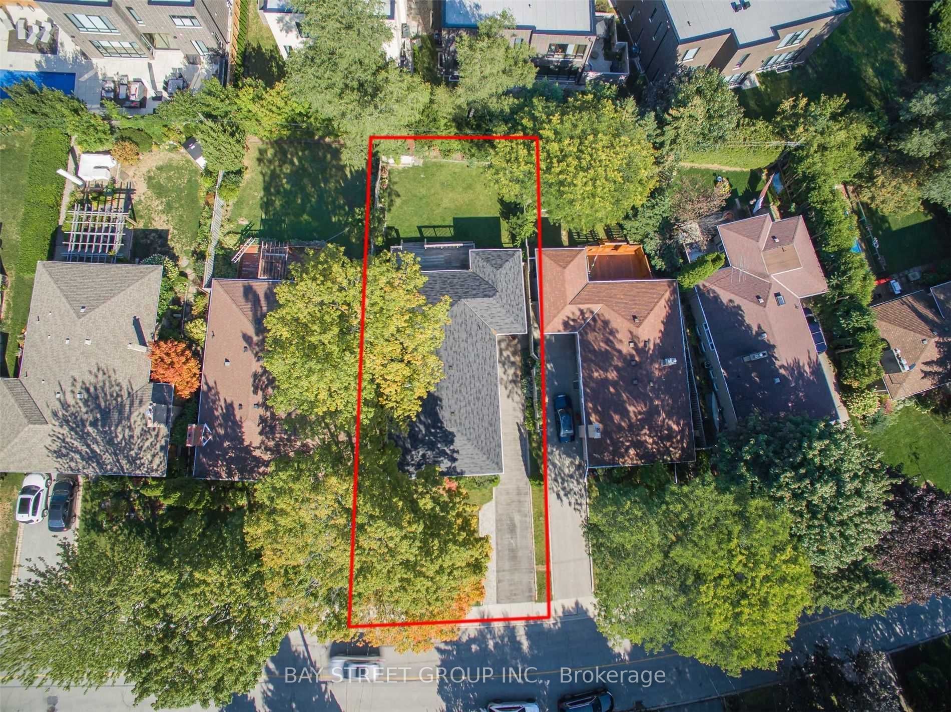 33 Heathview Avenue, Toronto, ON M2K 2C2 photo 2