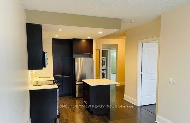 100 N Harrison Garden Boulevard N 1718, Toronto, ON M2N 0C2 photo 2