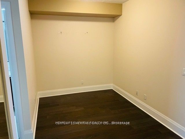 100 N Harrison Garden Boulevard N 1718, Toronto, ON M2N 0C2 photo 5
