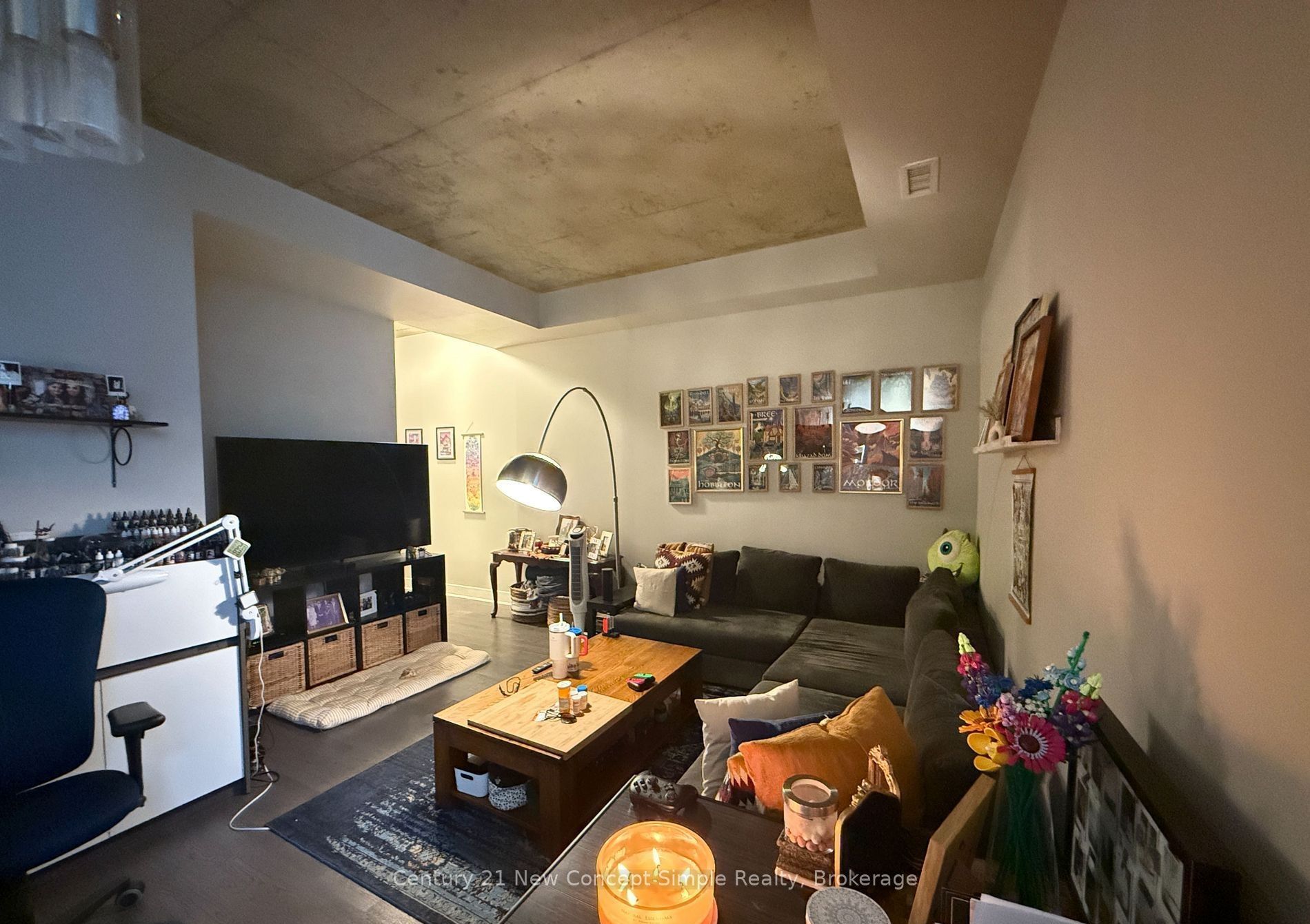 399 Adelaide Street W 305, Toronto, ON M5V 1S4 photo 2
