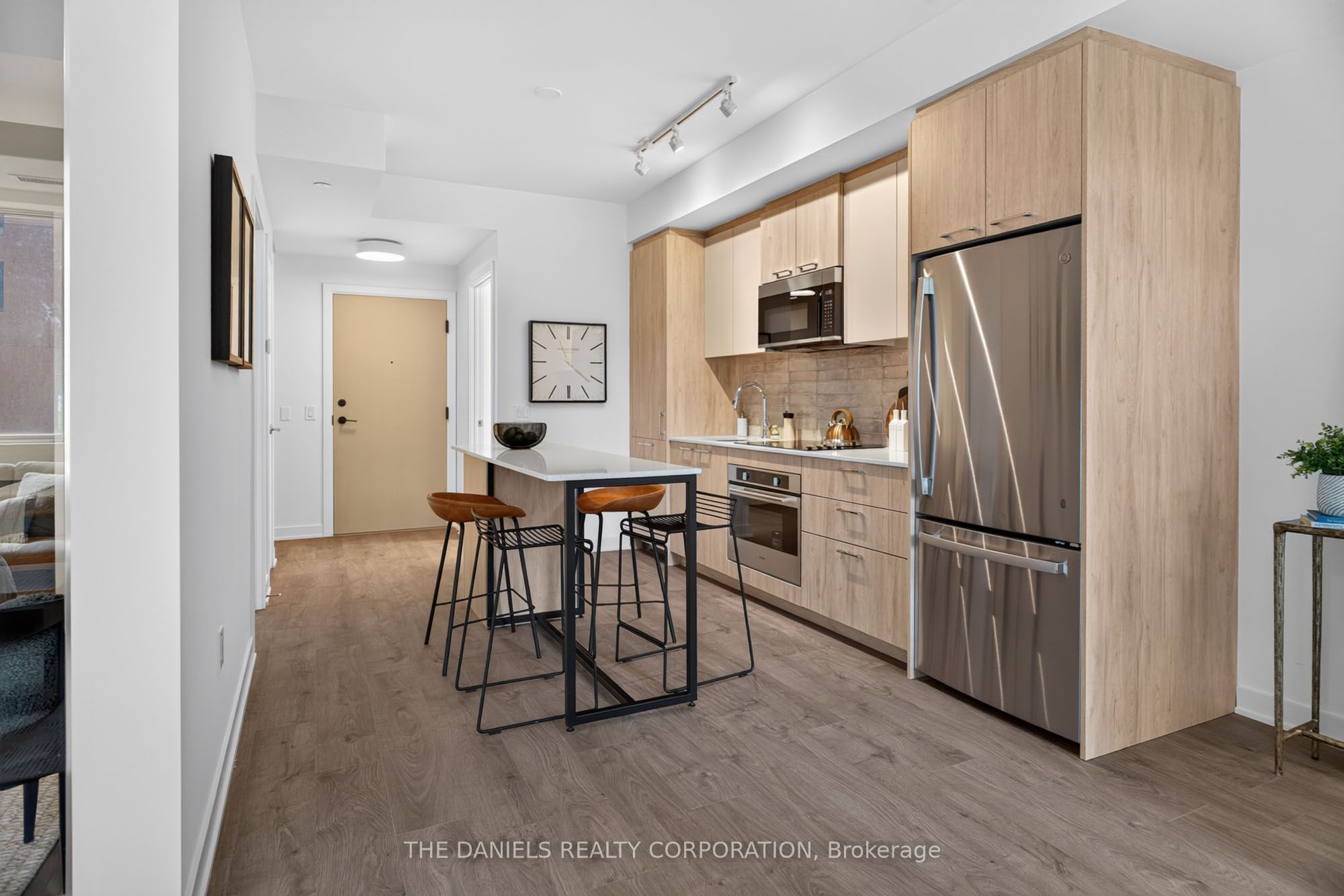 10 Oak Street 104, Toronto, ON M5A 0Z1 photo 4