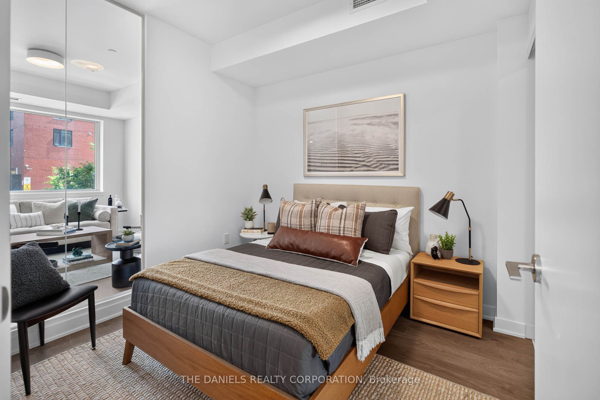 10 Oak Street 104, Toronto, ON M5A 0Z1 photo 5