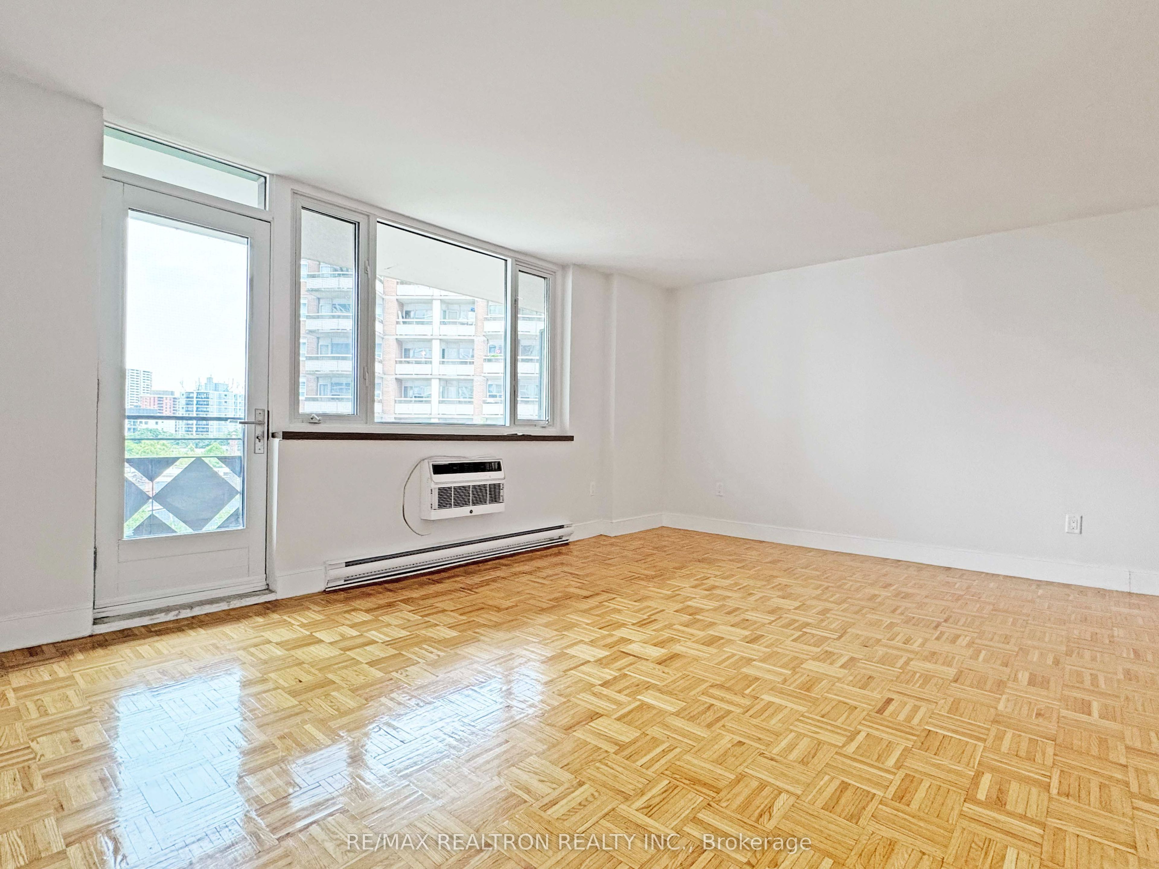 55 Isabella Street 705, Toronto, ON M4Y 1M8 photo 4