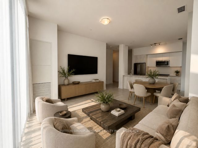 5858 Yonge Street TH10, Toronto, ON M2M 0C6 photo 2