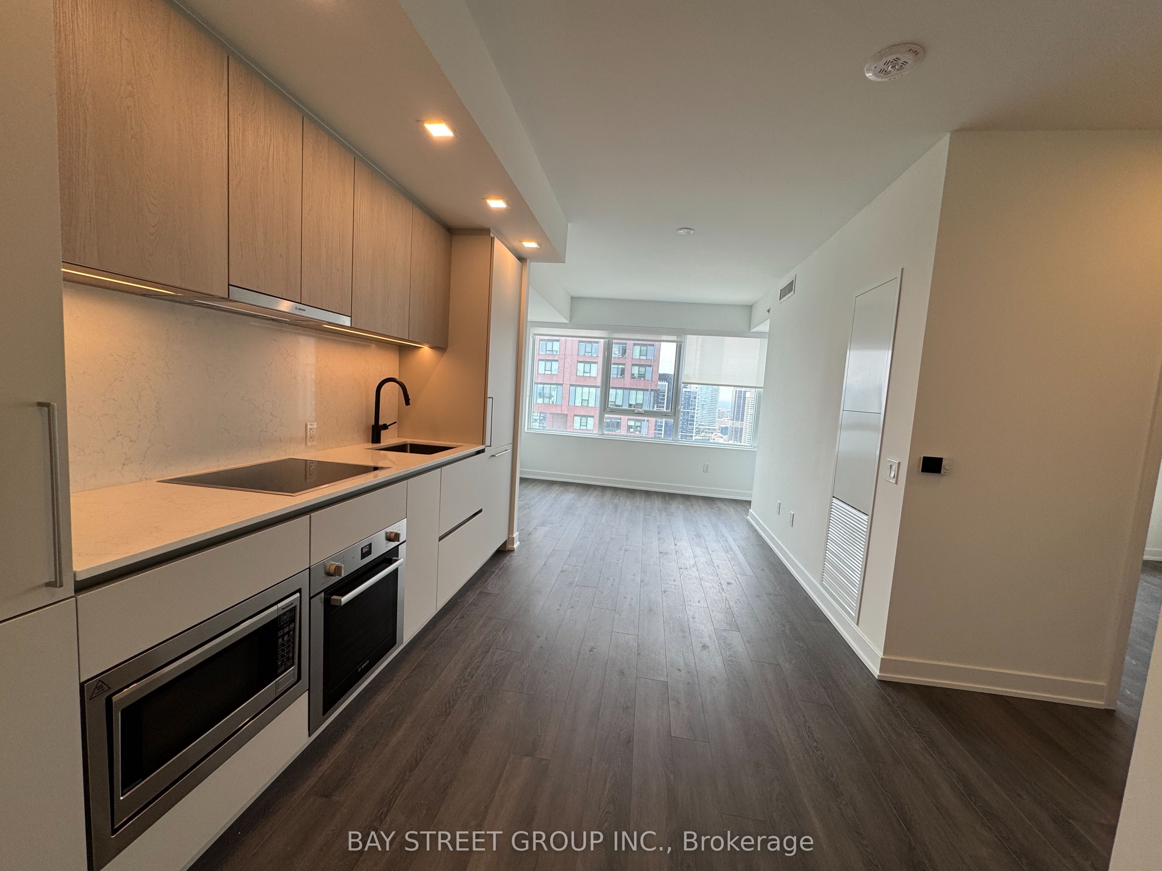 609 Sherbourne Street 4203, Toronto, ON M4X 0A4 photo 5
