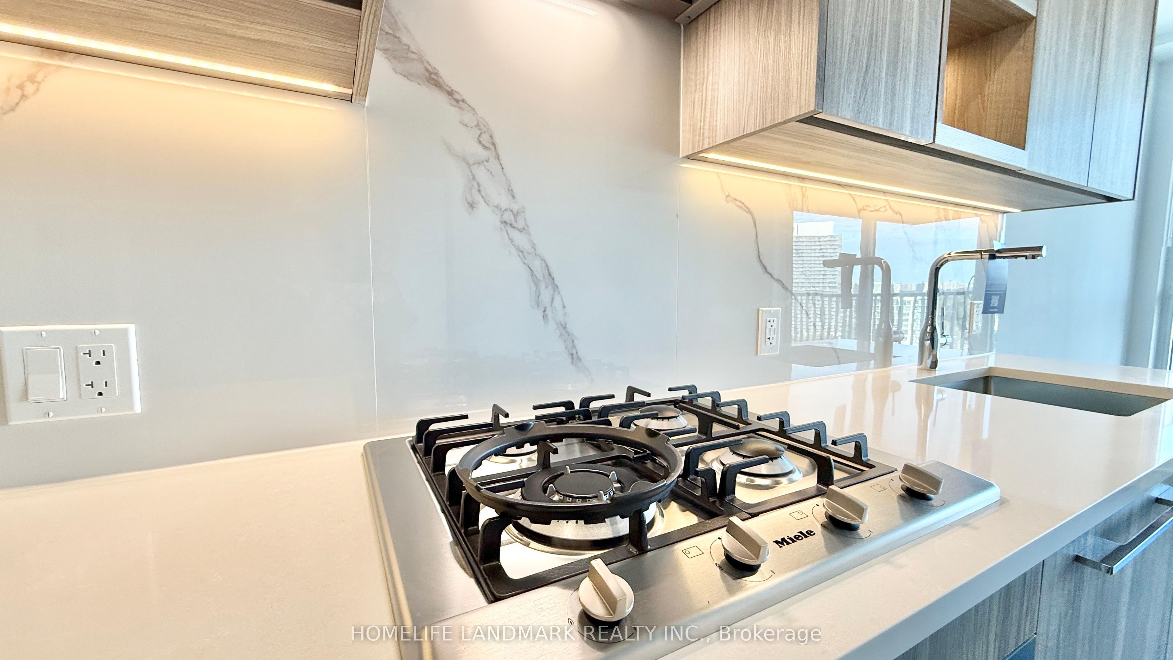 18 Esther Shiner Boulevard 1008, Toronto, ON M2K 0J7 photo 5