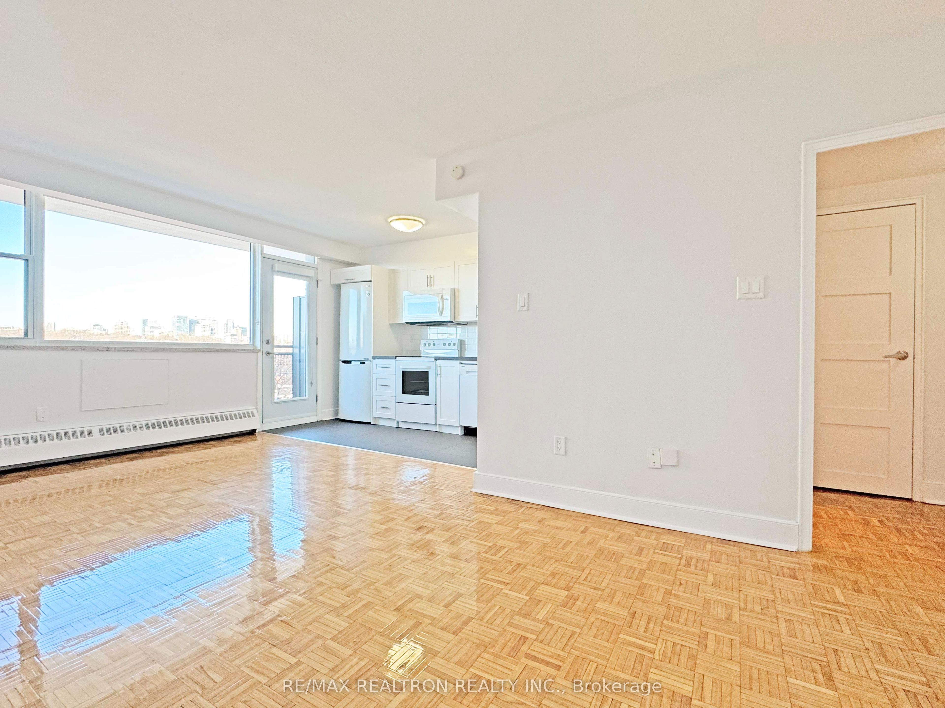 276 St George Street 308, Toronto, ON M5R 2P6 photo 4