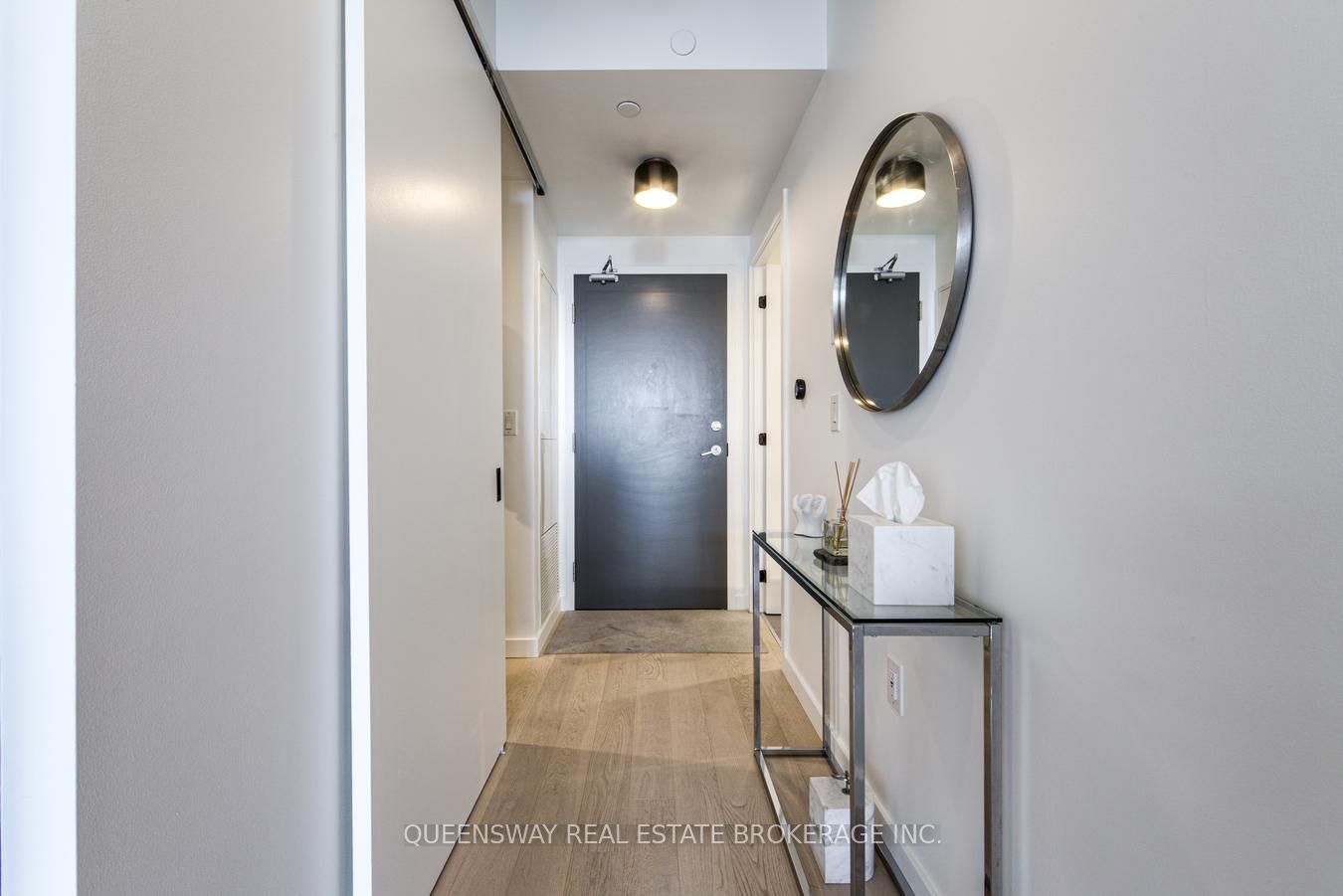 21 Lawren Harris Square 812, Toronto, ON M5A 1T4 photo 5