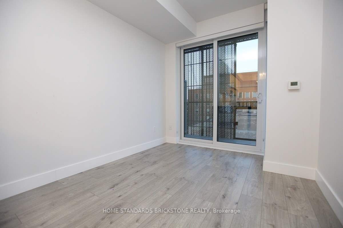 8 Eglinton Avenue E 710, Toronto, ON M4P 0C1 photo 4