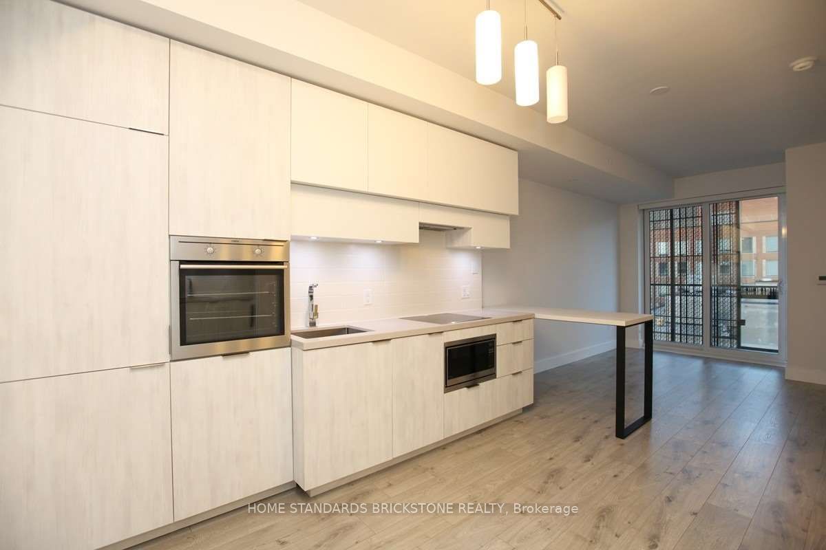 8 Eglinton Avenue E 710, Toronto, ON M4P 0C1 photo 5