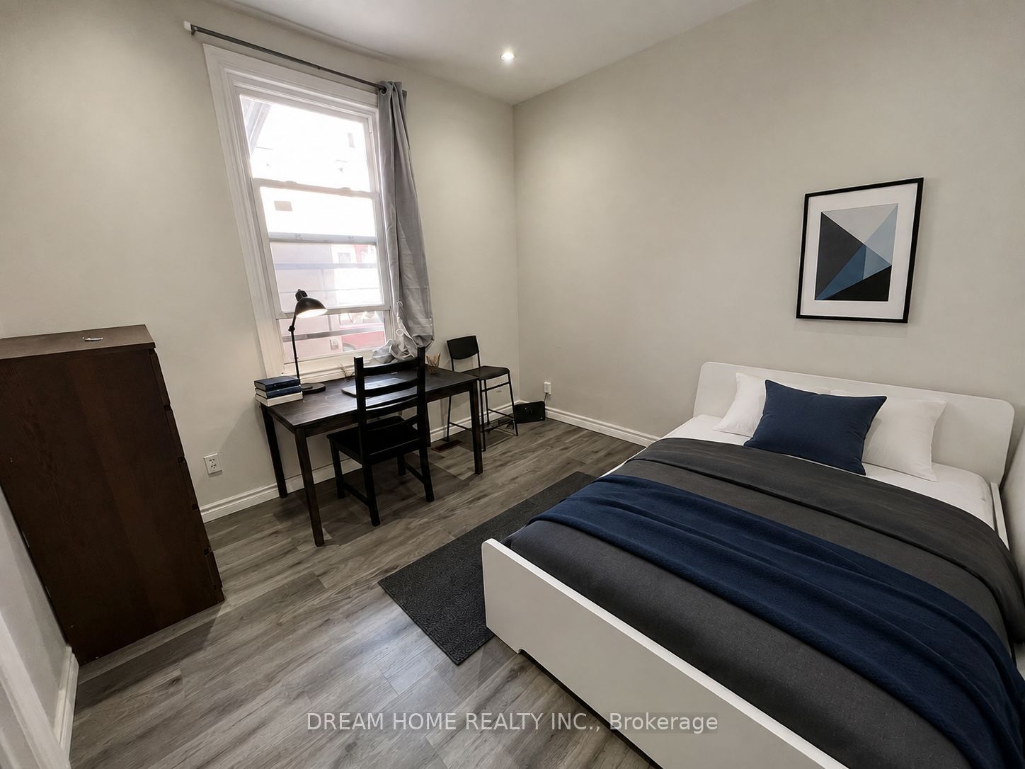 29 Glasgow Street Room#1, Toronto, ON M5T 2C1 photo 2