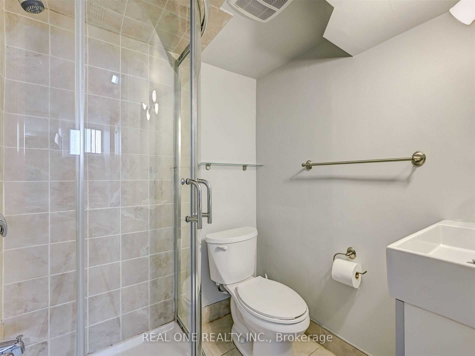 42 Cadillac Avenue Lower, Toronto, ON M3H 1S2 photo 5