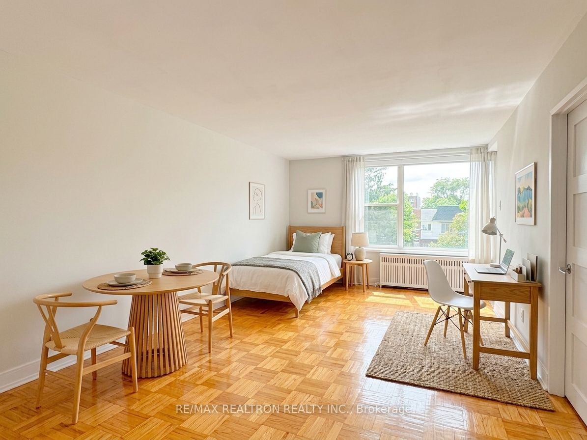 1545 Bathurst Street 402, Toronto, ON M5P 3H6