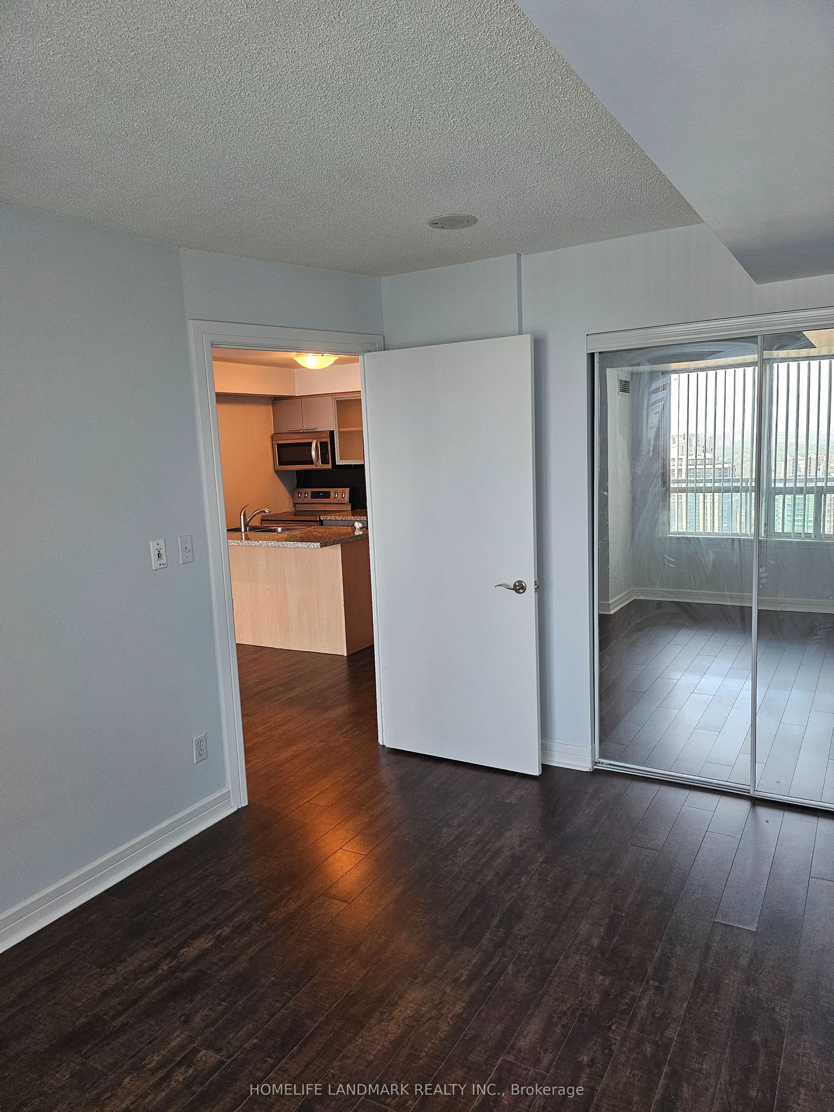 18 Harrison Garden Boulevard 2606, Toronto, ON M2N 7J7 photo 3