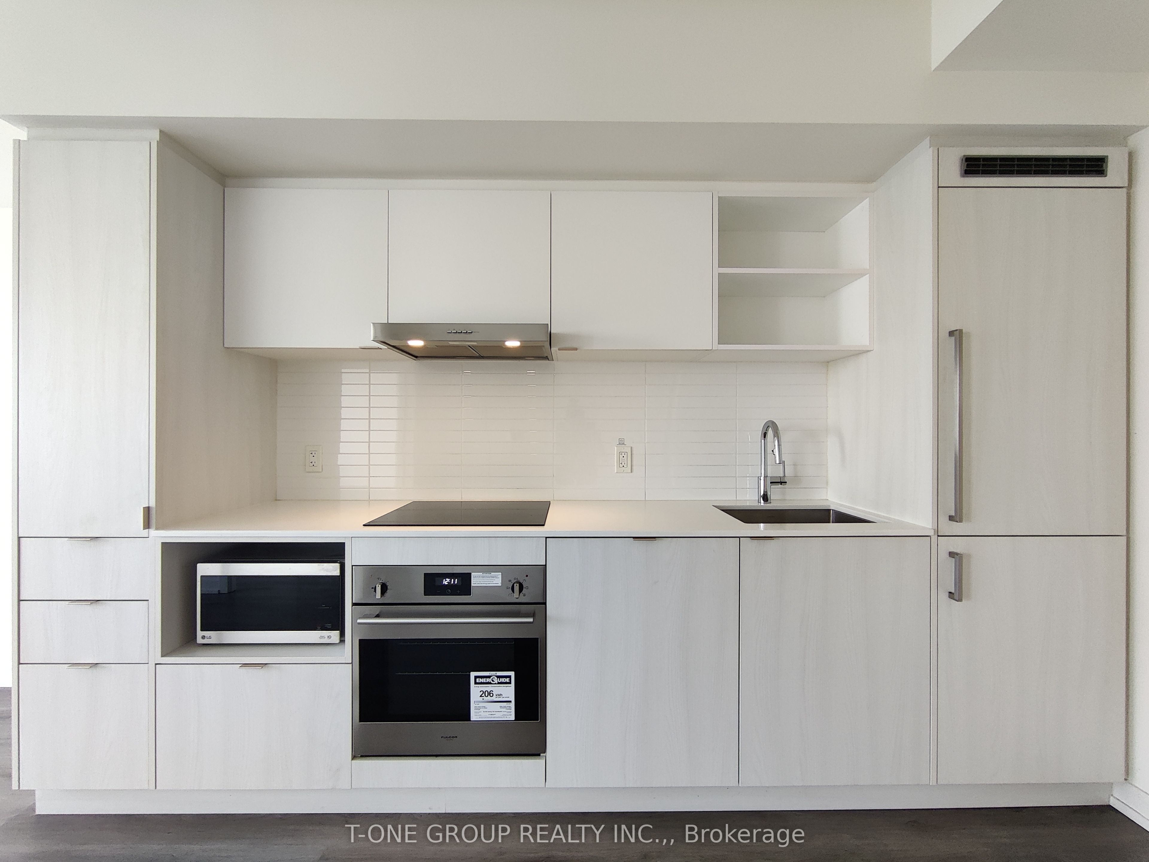 138 Downes Street 4606, Toronto, ON M5E 0E4 photo 2