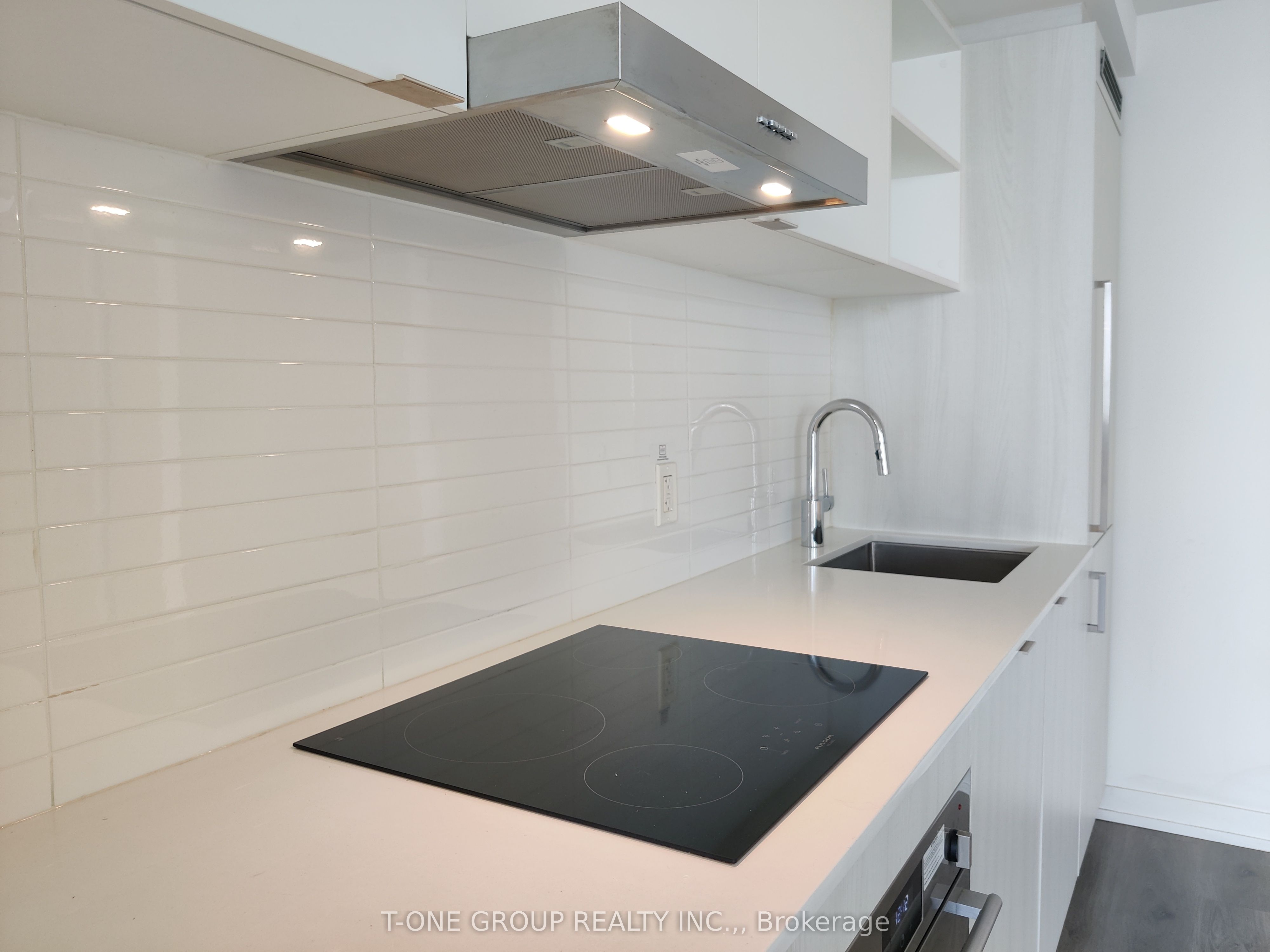 138 Downes Street 4606, Toronto, ON M5E 0E4 photo 3