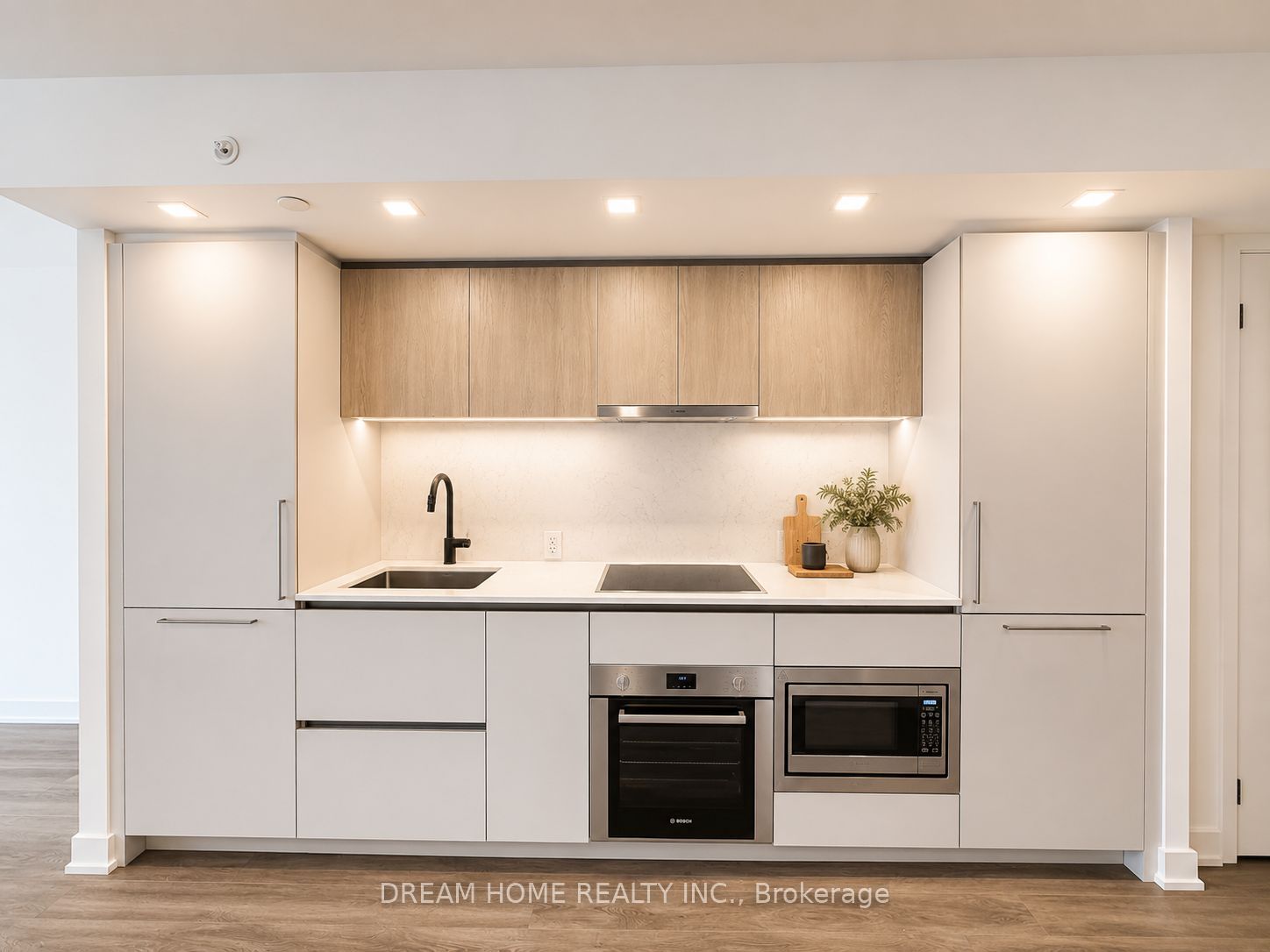 609 Sherbourne Street 1801, Toronto, ON M4X 0A4 photo 2