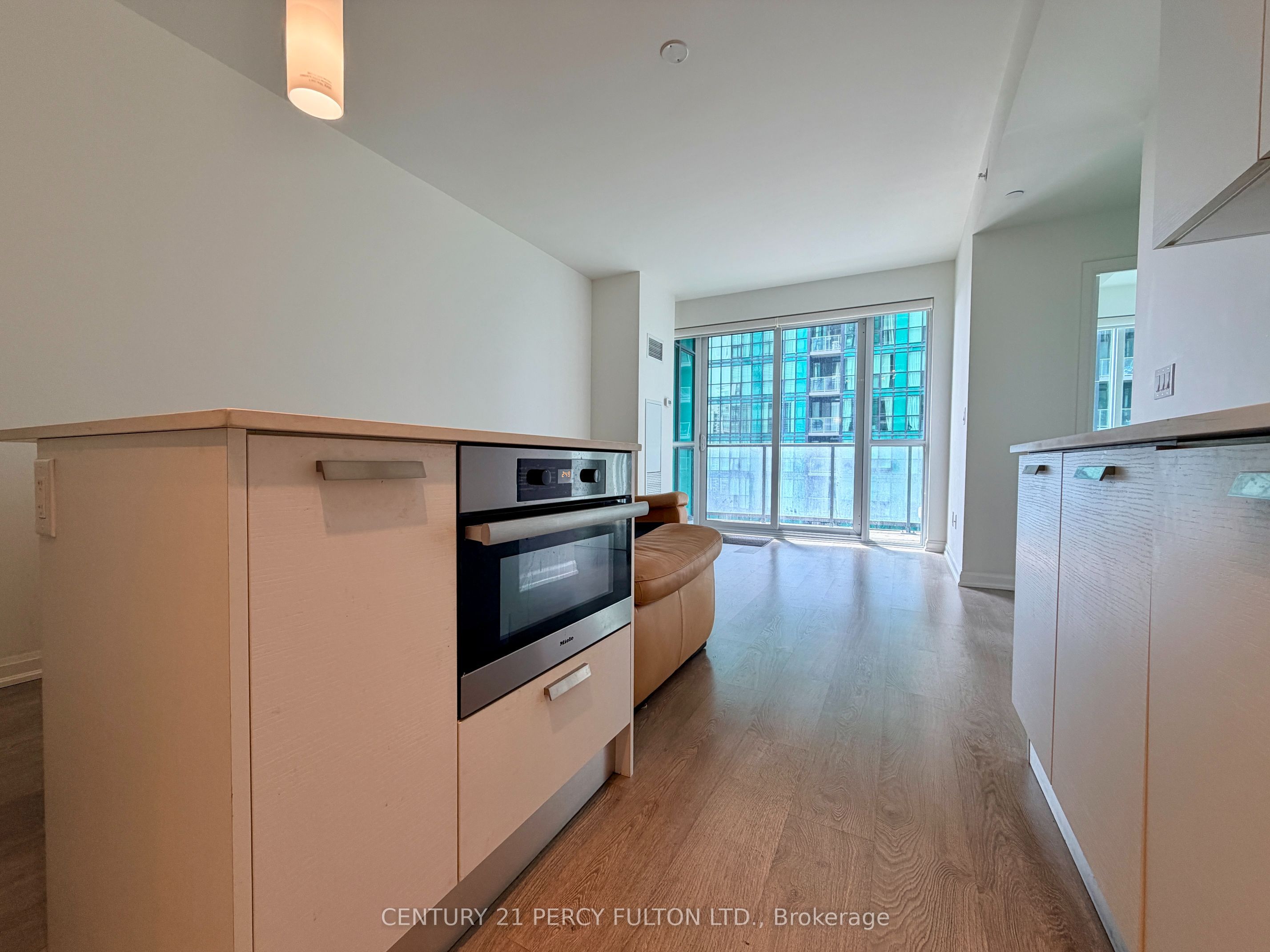 9 Bogert Avenue 705, Toronto, ON M2N 0H3 photo 5