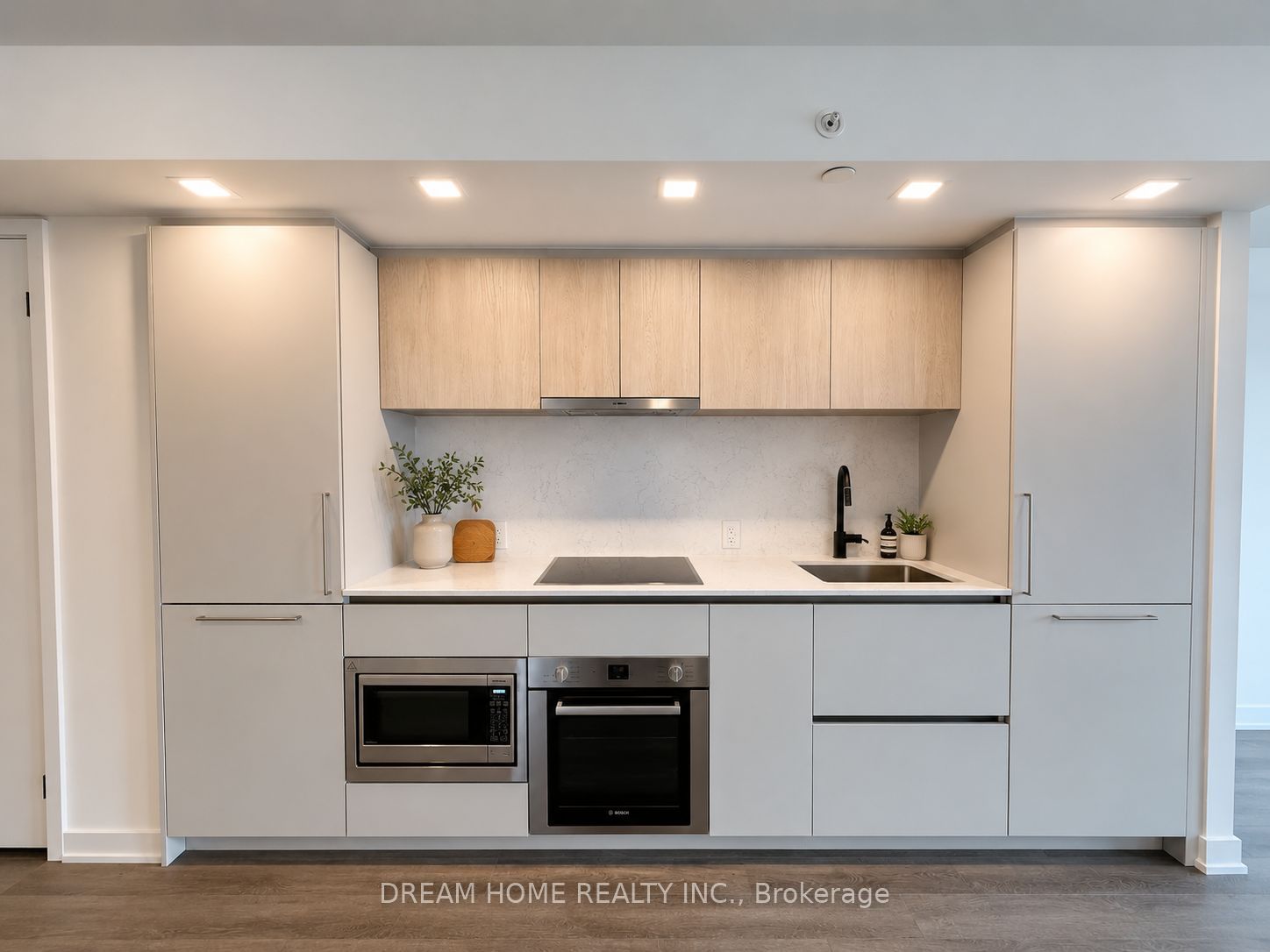 609 Sherbourne Street 1911, Toronto, ON M4X 0A4 photo 2