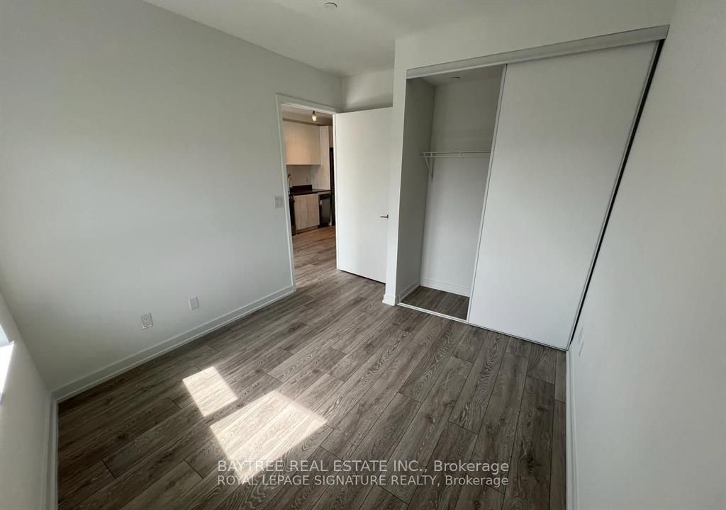 352 Front Street W 622, Toronto, ON M5V 1B5 photo 3