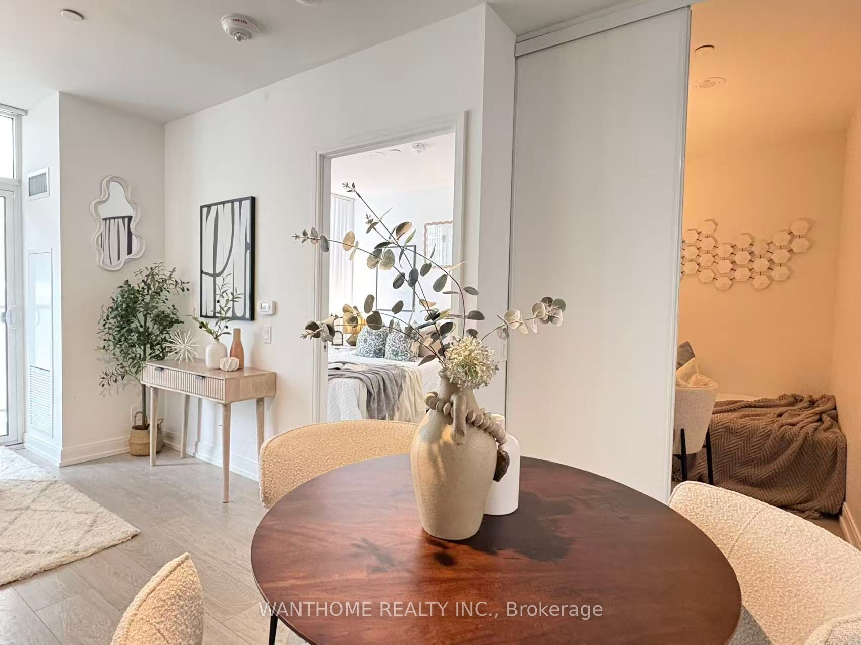 181 Dundas Street E 502, Toronto, ON M5A 0N5 photo 3