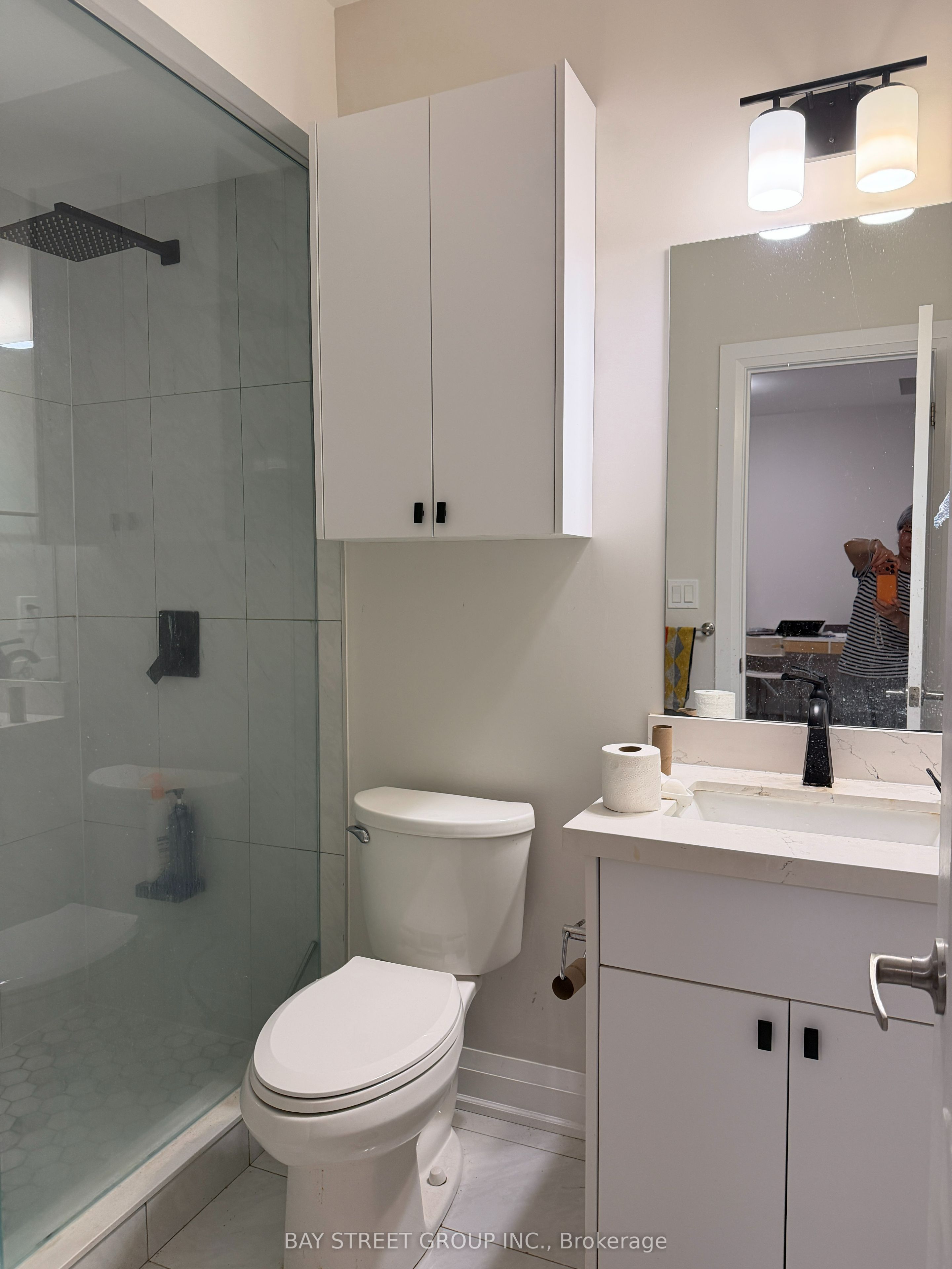 16 Queen Magdalene Place, Toronto, ON M2H 0A6 photo 2