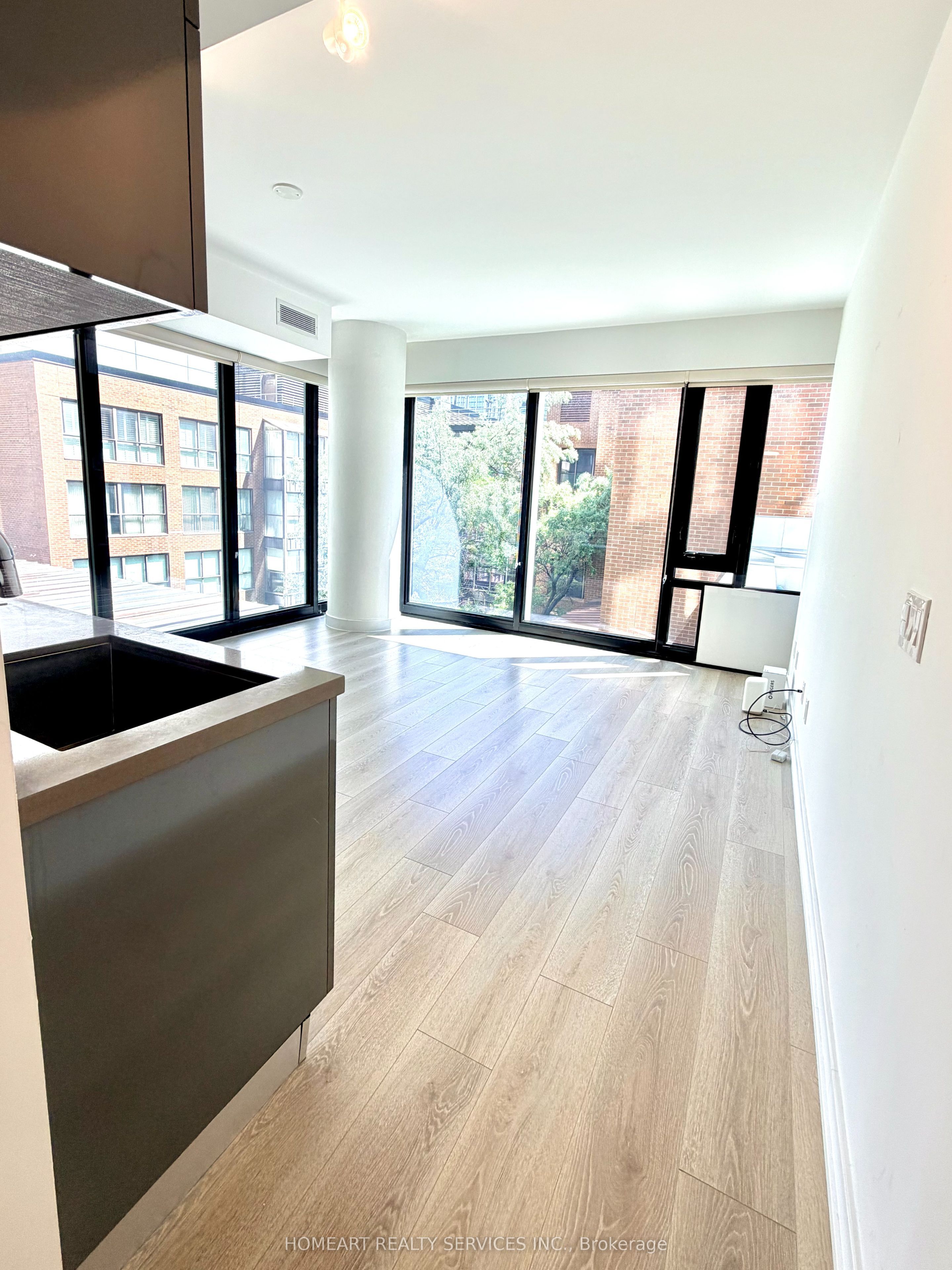 188 Cumberland Street 602, Toronto, ON M5R 0B6 photo 5