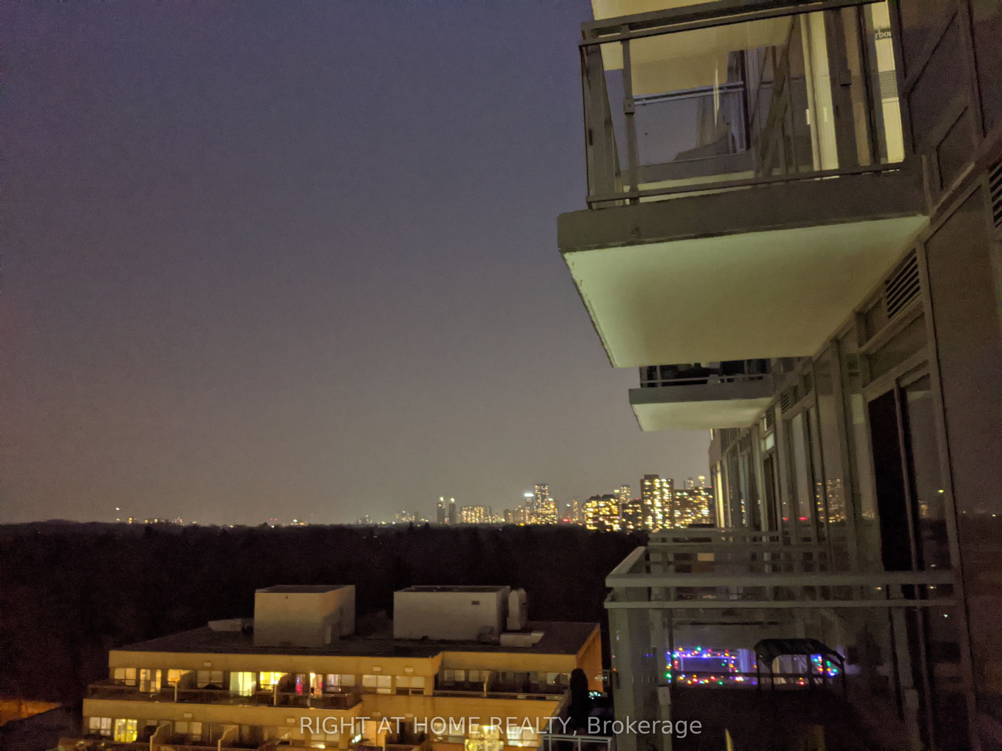 68 Merton Street 1010, Toronto, ON M4S 1A1 photo 2