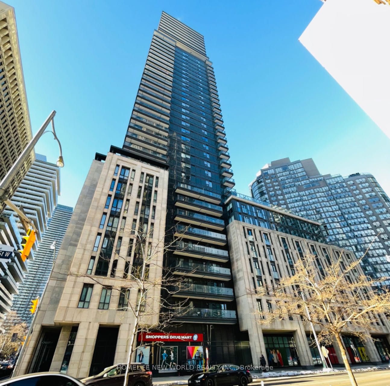 955 Bay Street 814, Toronto, ON M5S 0C6