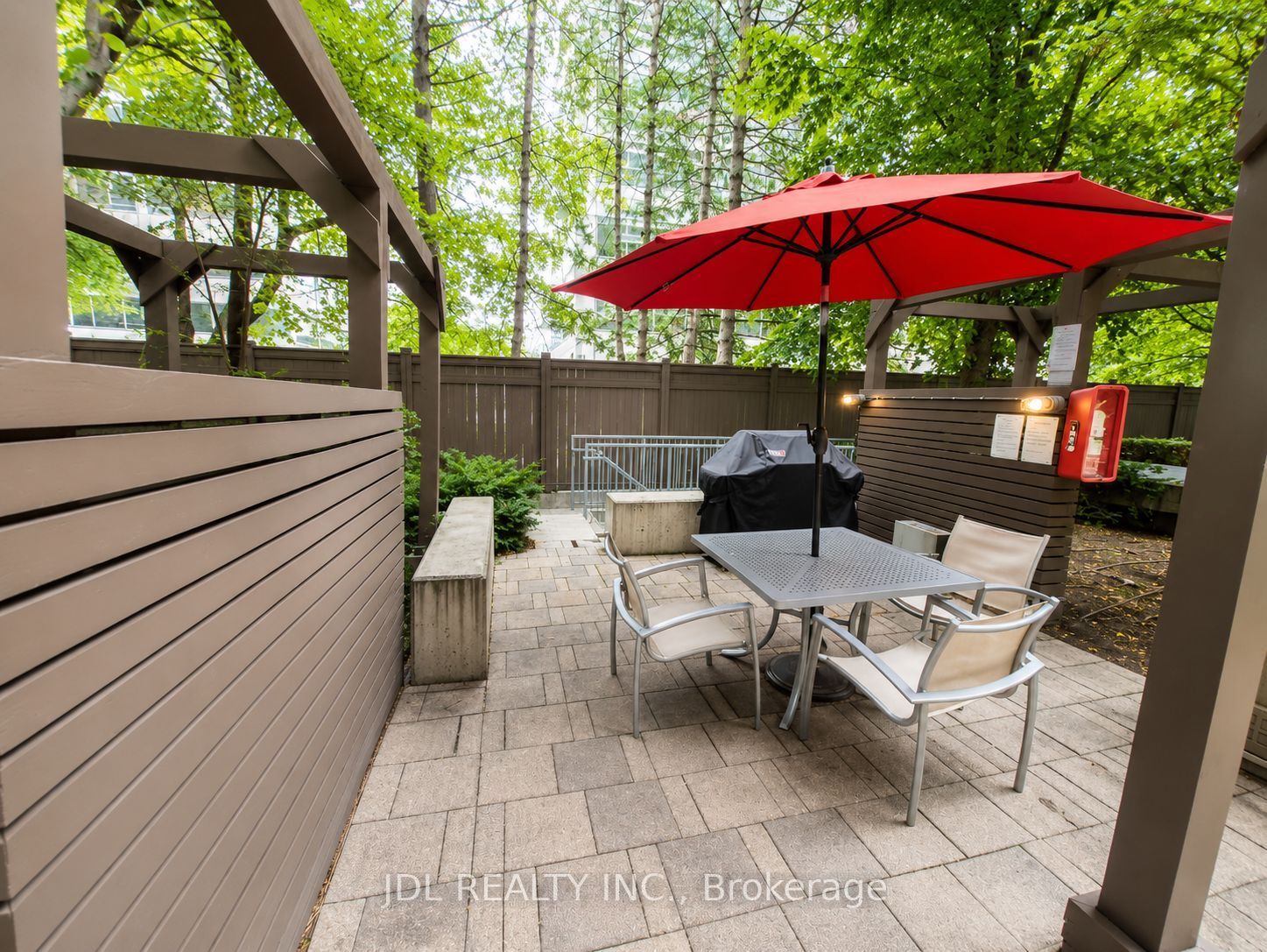 33 Sheppard Avenue E 2612, Toronto, ON M2N 7K1 photo 5
