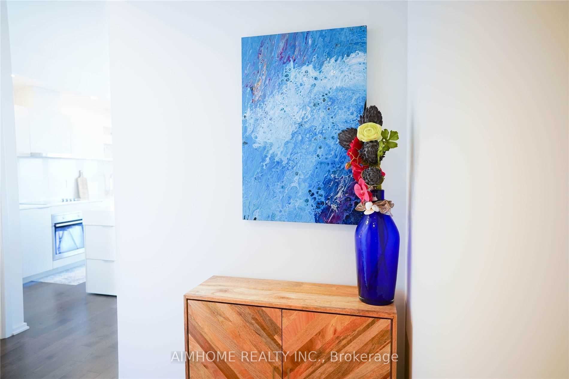 16 Bonnycastle Street 2206, Toronto, ON M5A 0C9 photo 4
