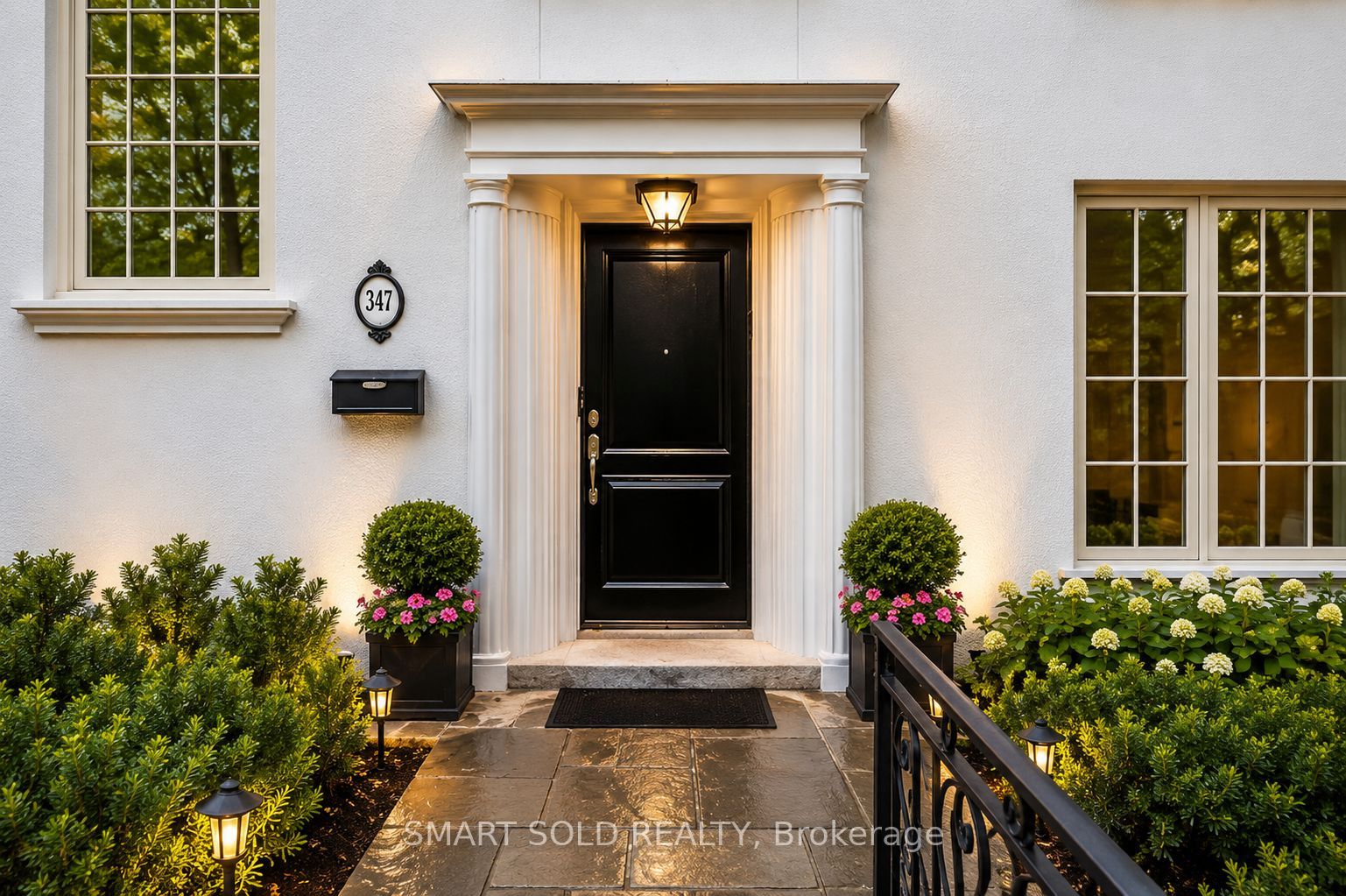 347 Cortleigh Boulevard, Toronto, ON M5N 1R4 photo 3