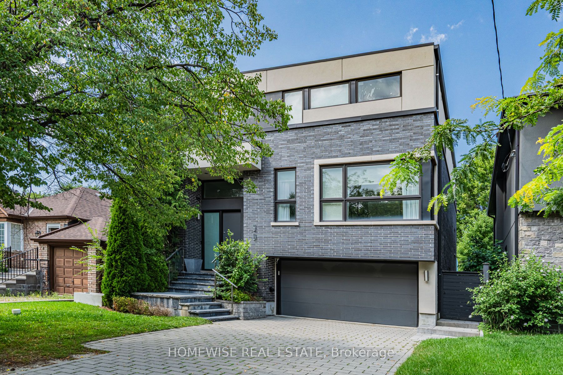 90 Mcgillivray Avenue, Toronto, ON M5M 2Y4